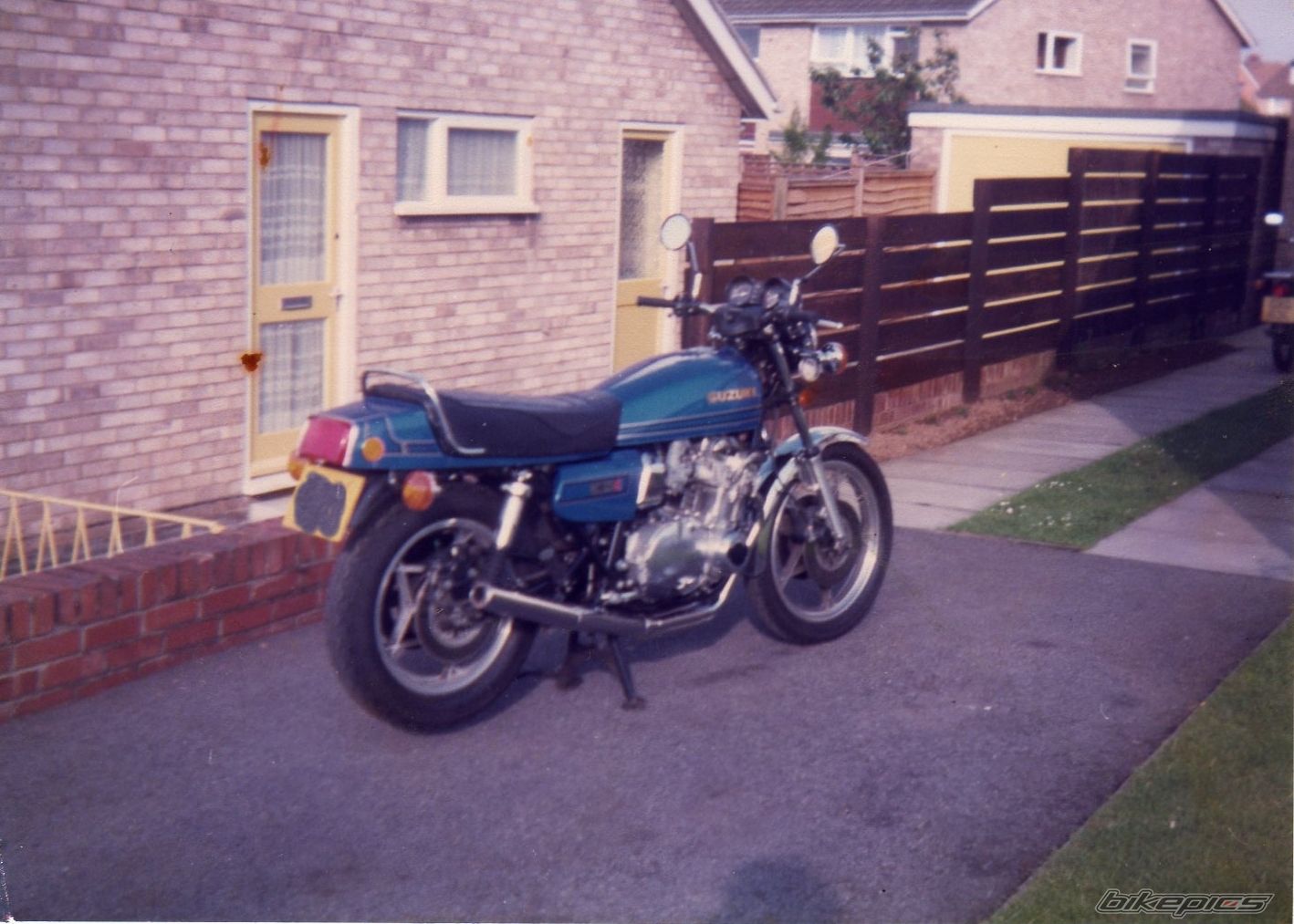 Photo 1384224