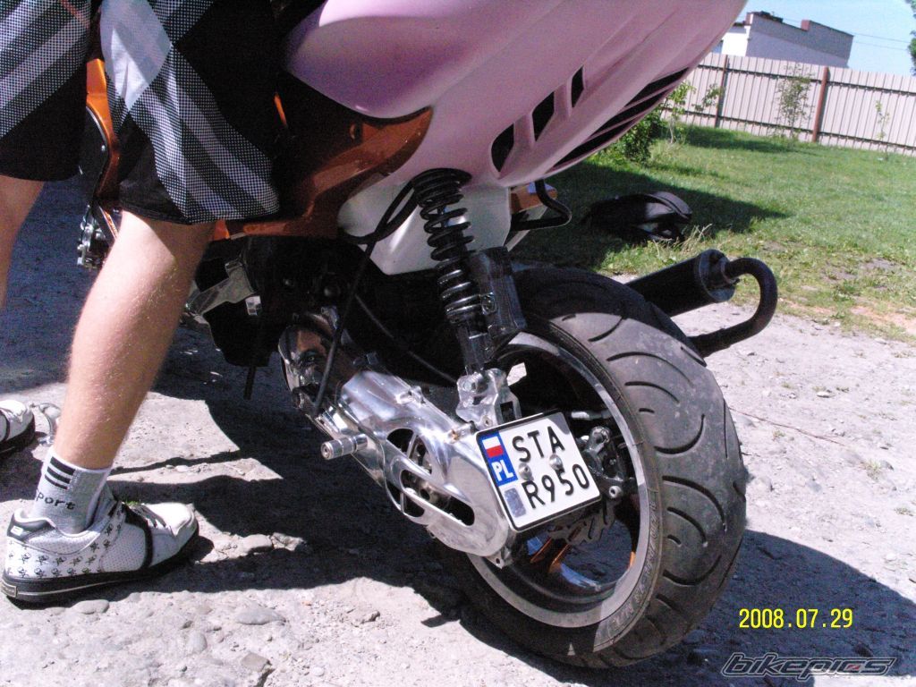 Photo 1386143