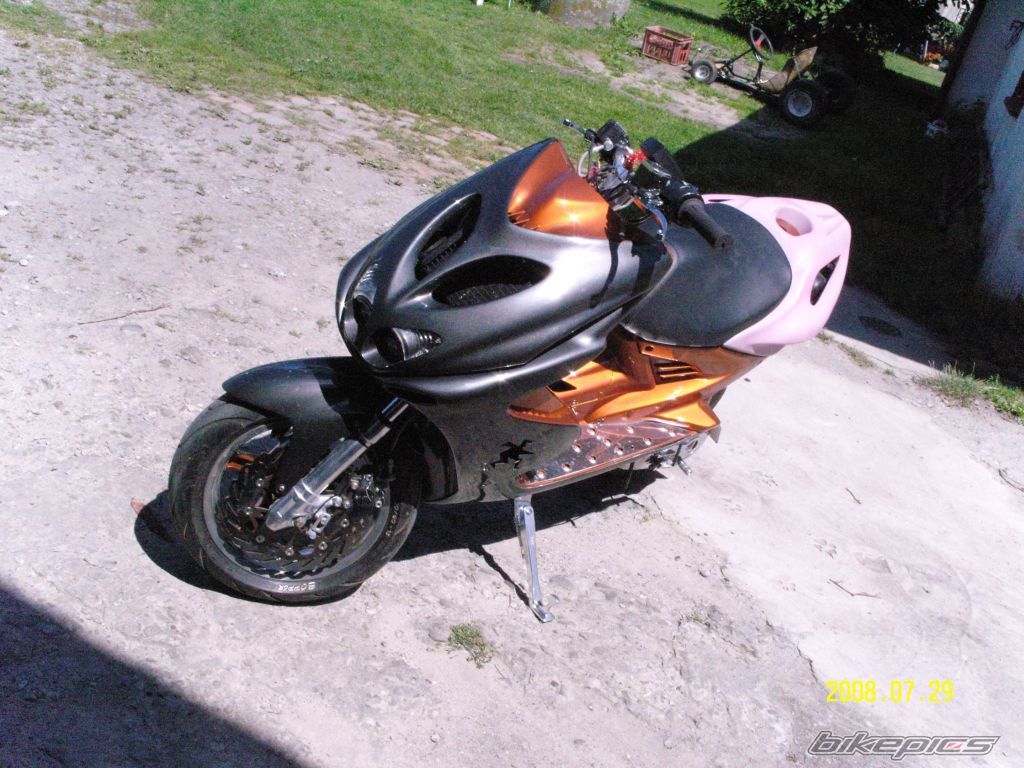 Photo 1386145
