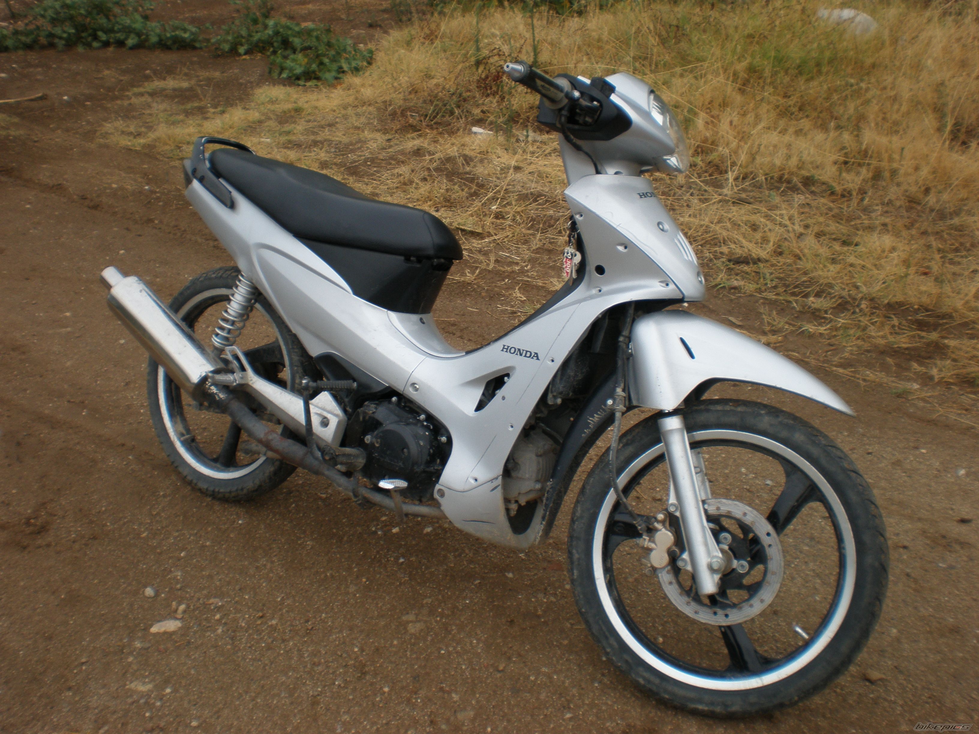 Bike Photo 1395254