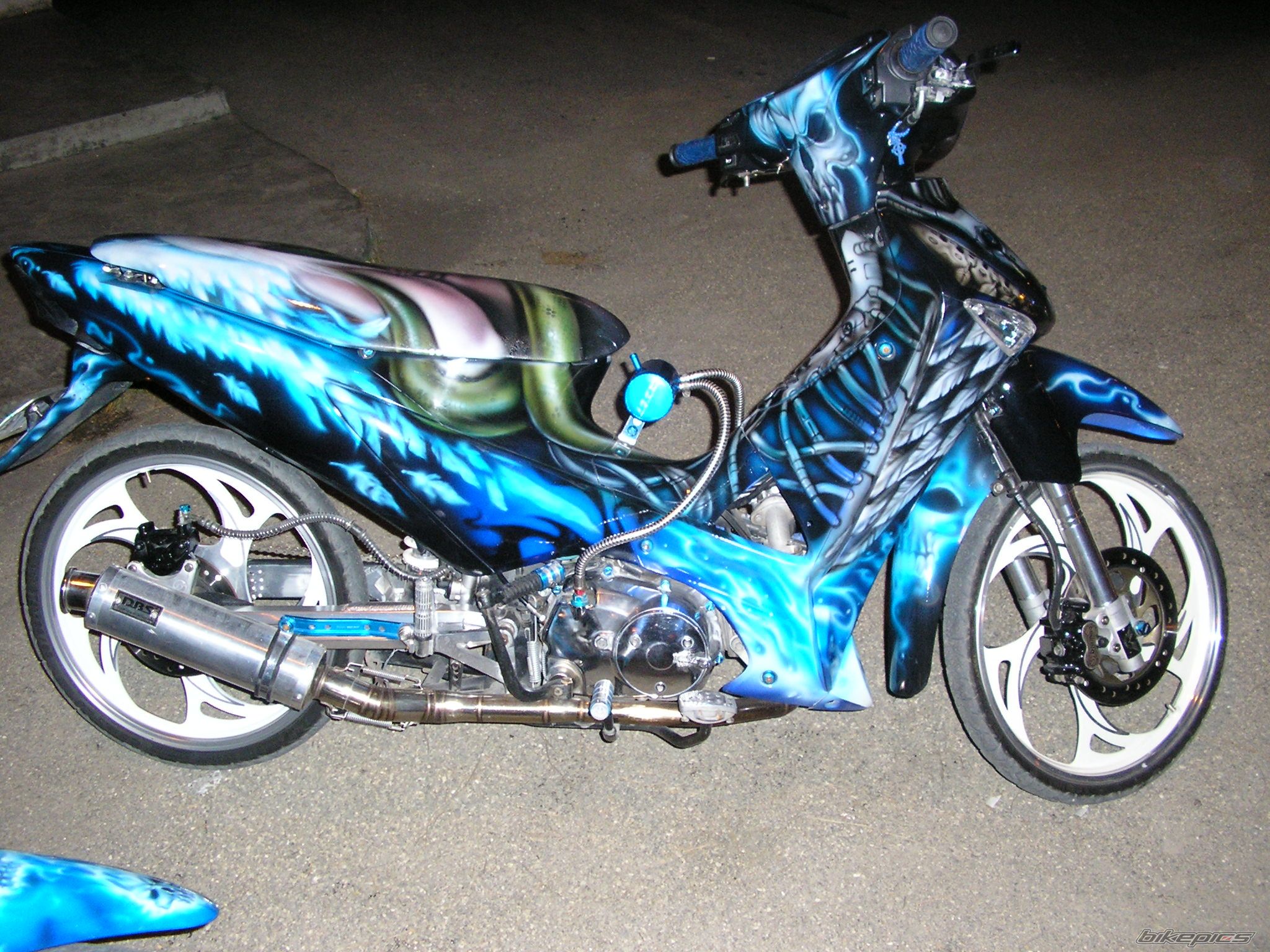Bike Photo 1403539