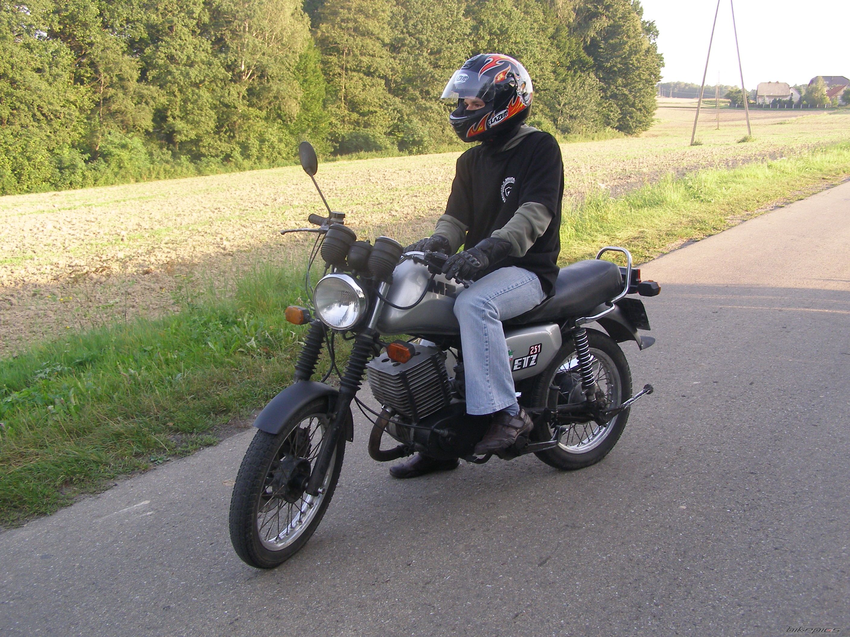 Bike Photo 1404034