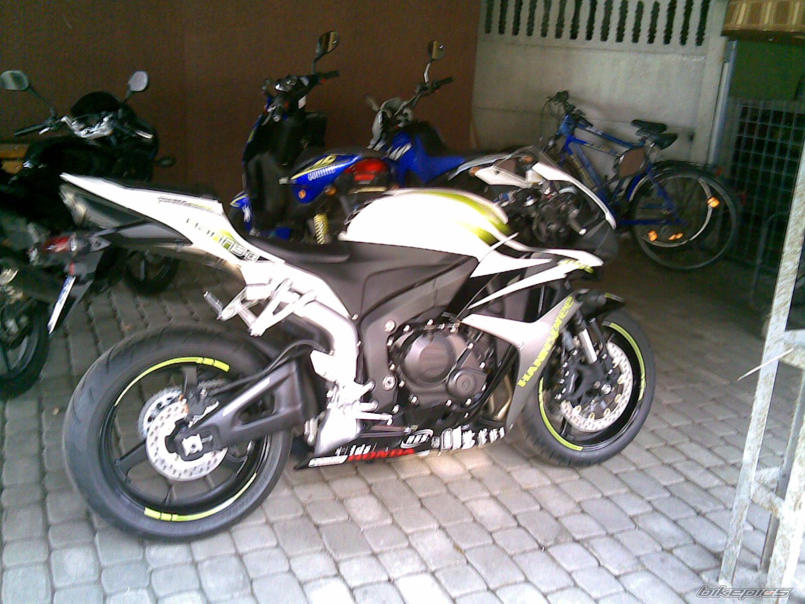 Photo 1413006