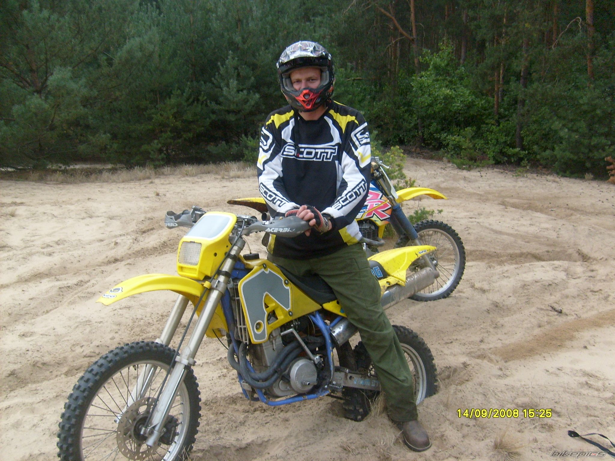 Bike Photo 1417788