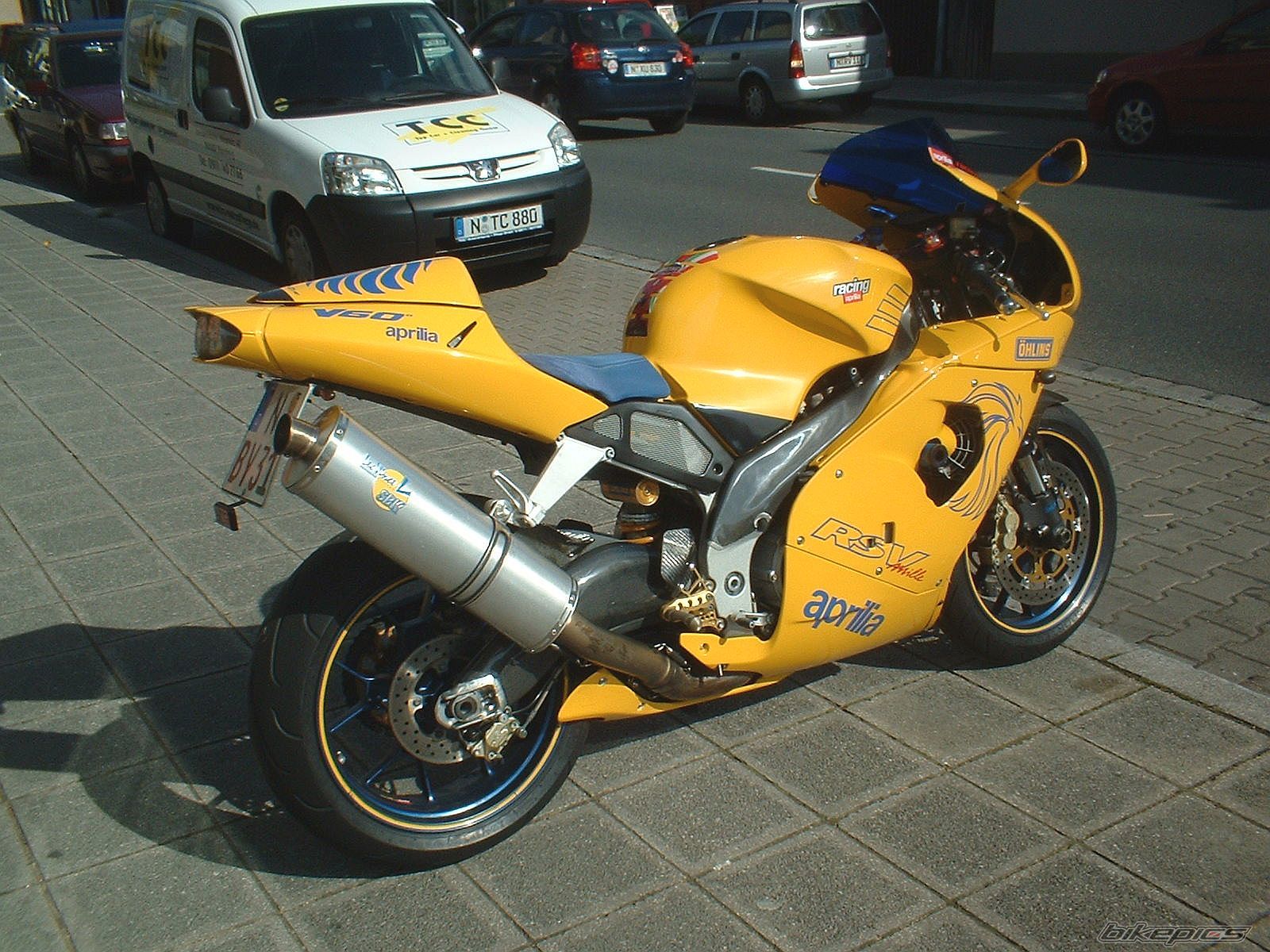 Photo 1422516