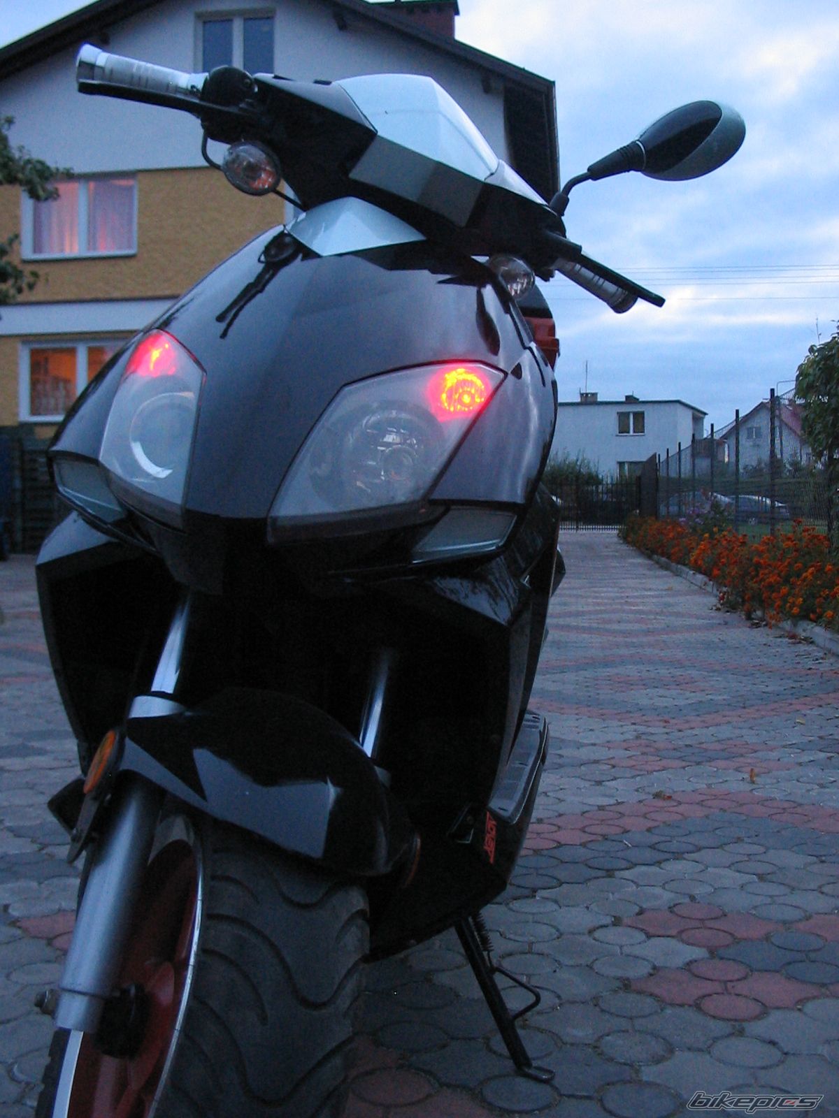 Photo 1423706