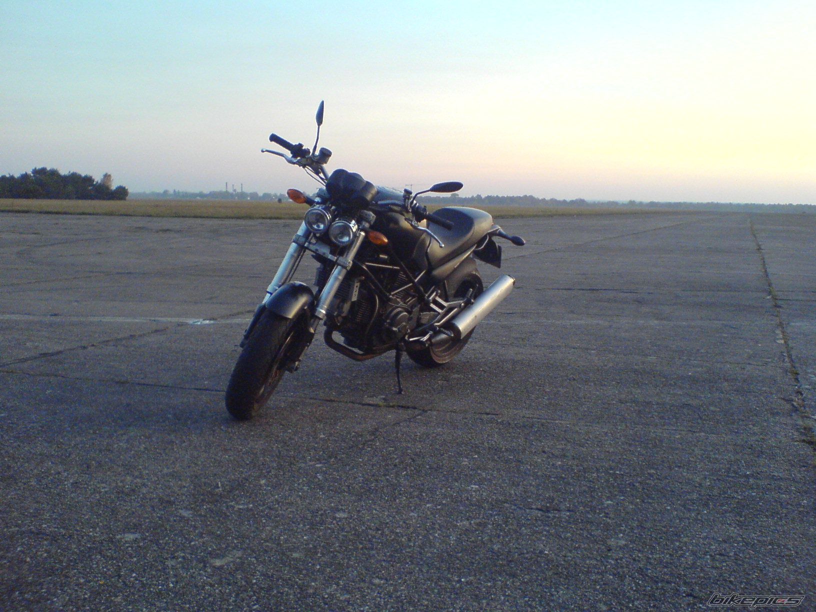 Bike Photo 1457021
