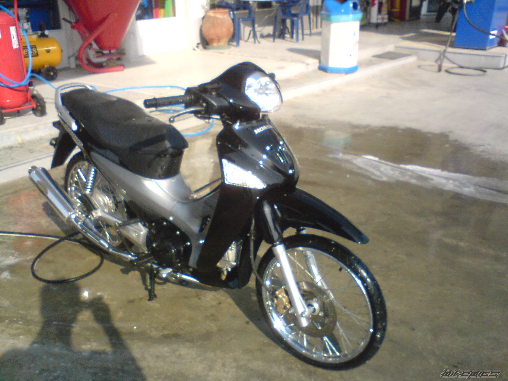 Photo 1463296