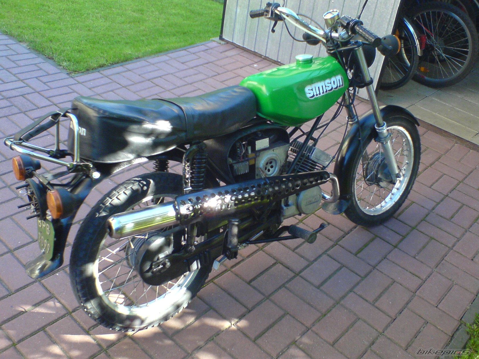 Photo 1486902