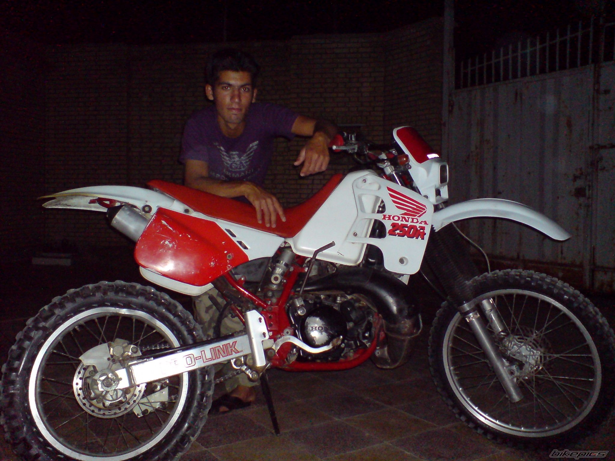Photo 1498873
