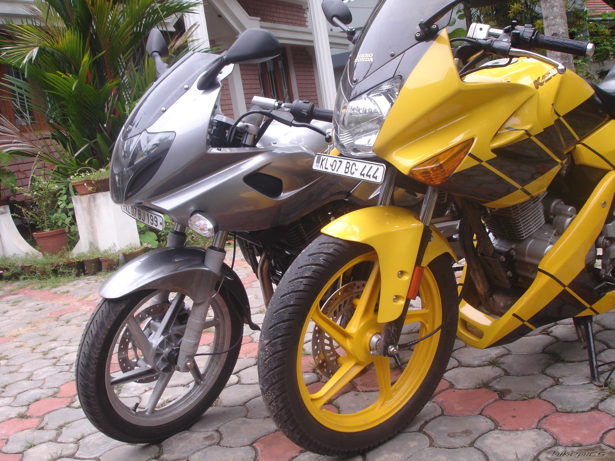 Bike Photo 1502134