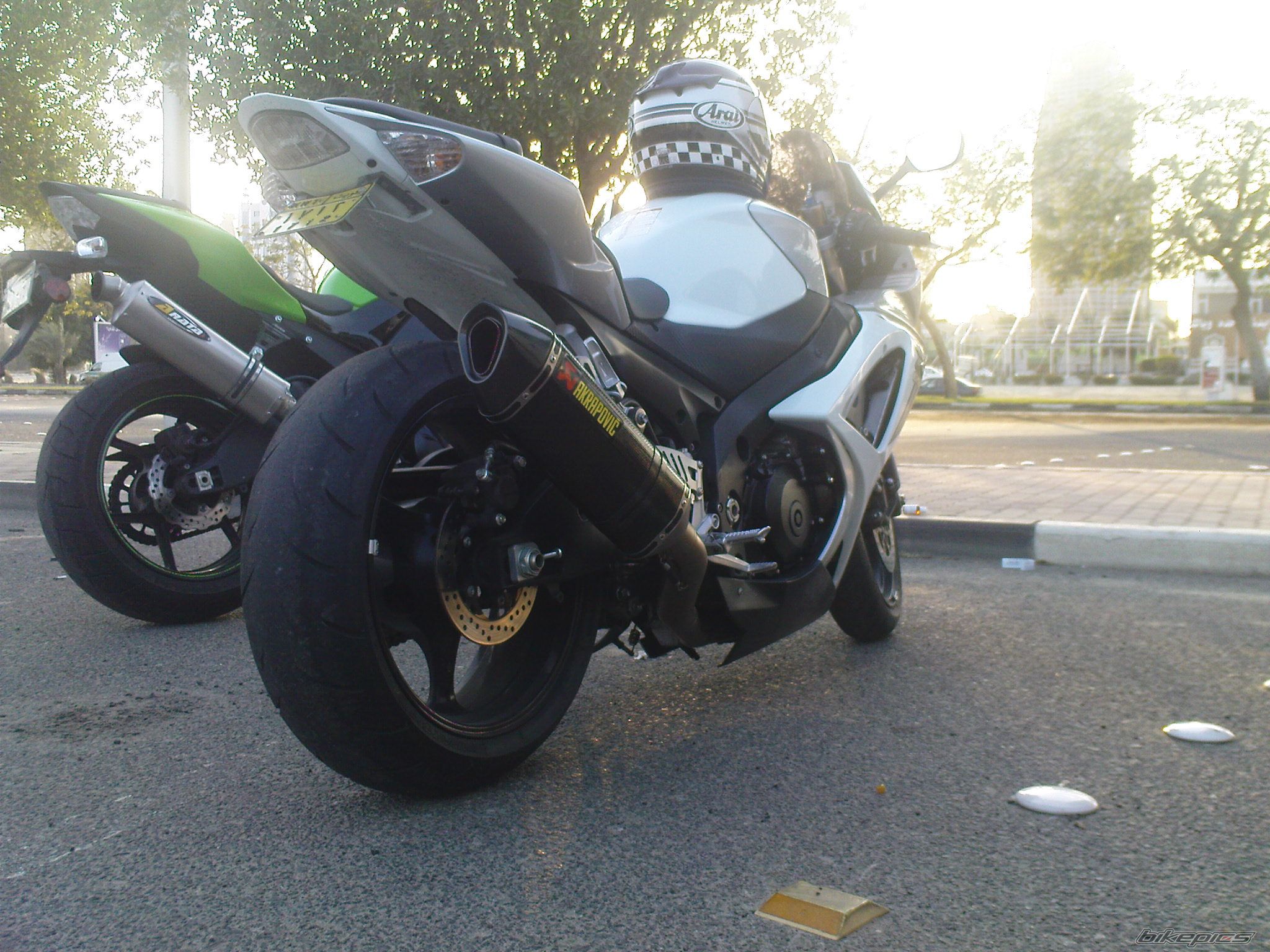 Photo 1518941
