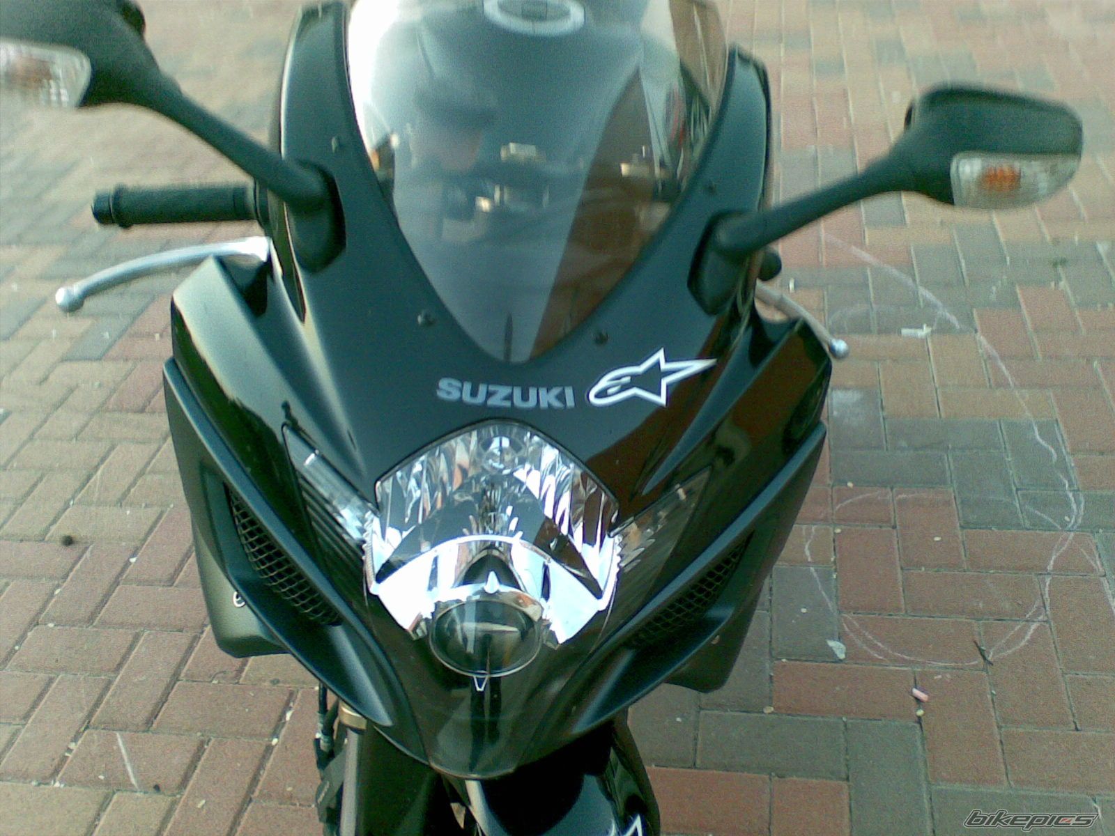 Photo 1525086