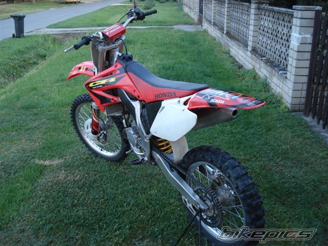 Photo 1526688