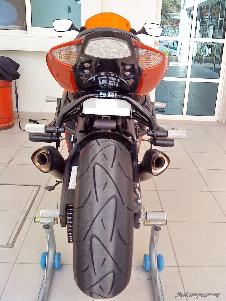 Photo 1528316