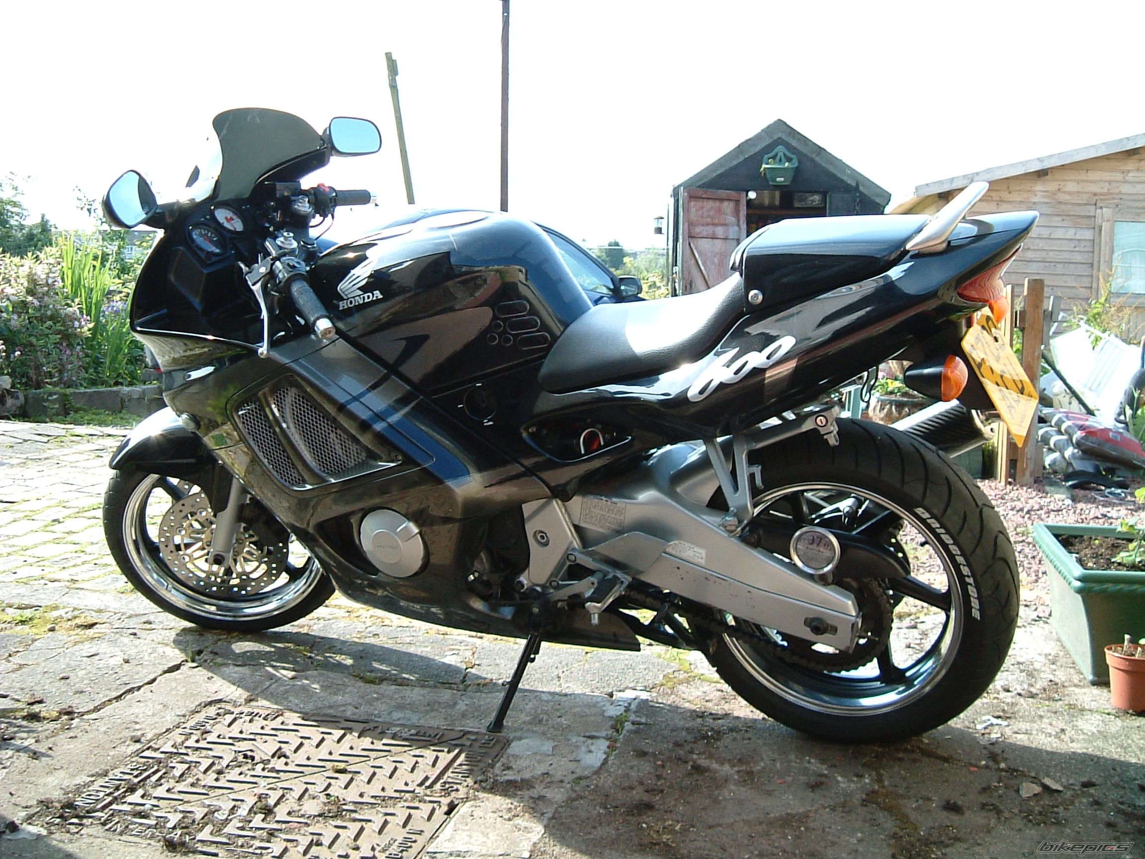Photo 1528967