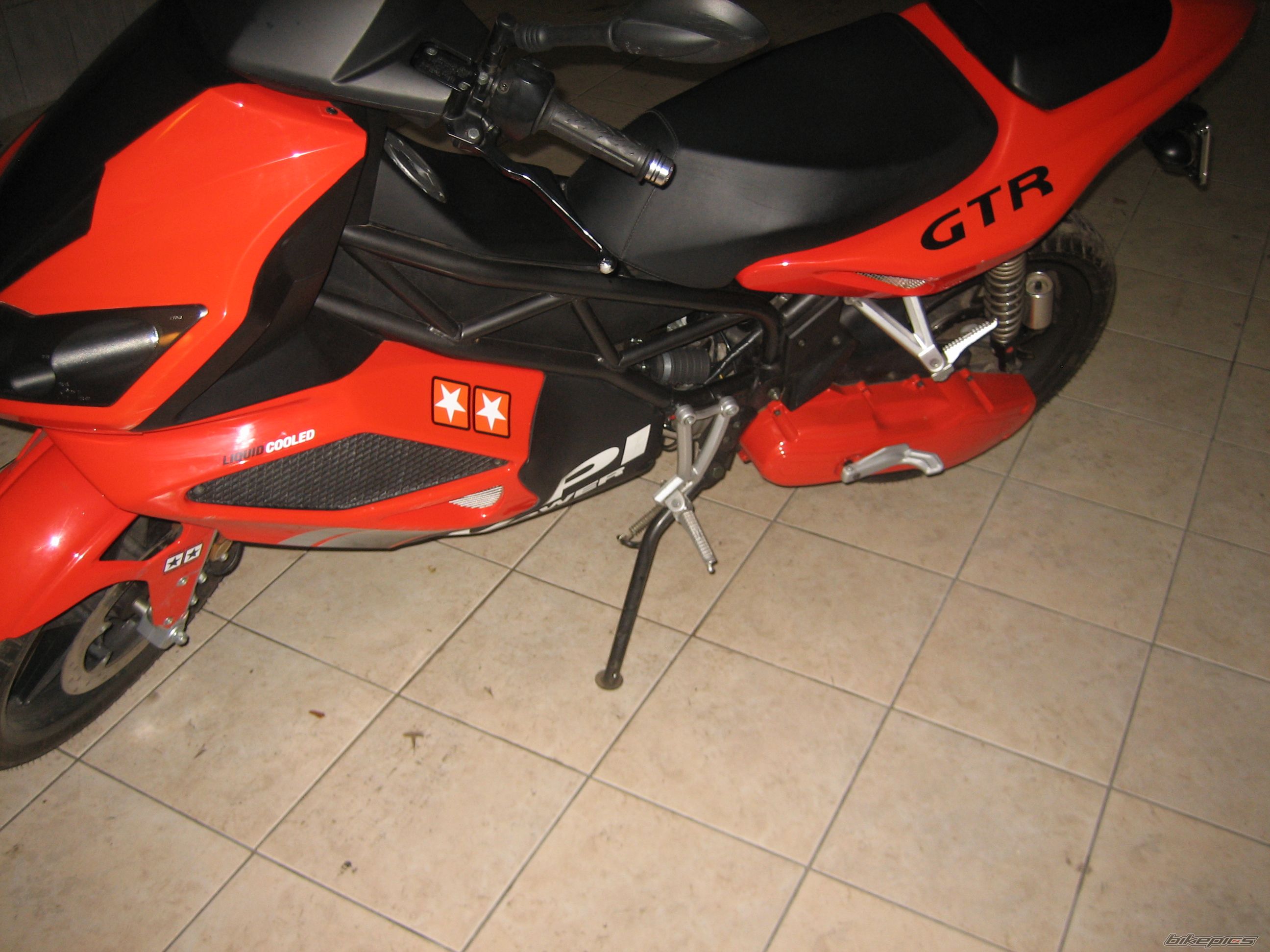 Photo 1529455