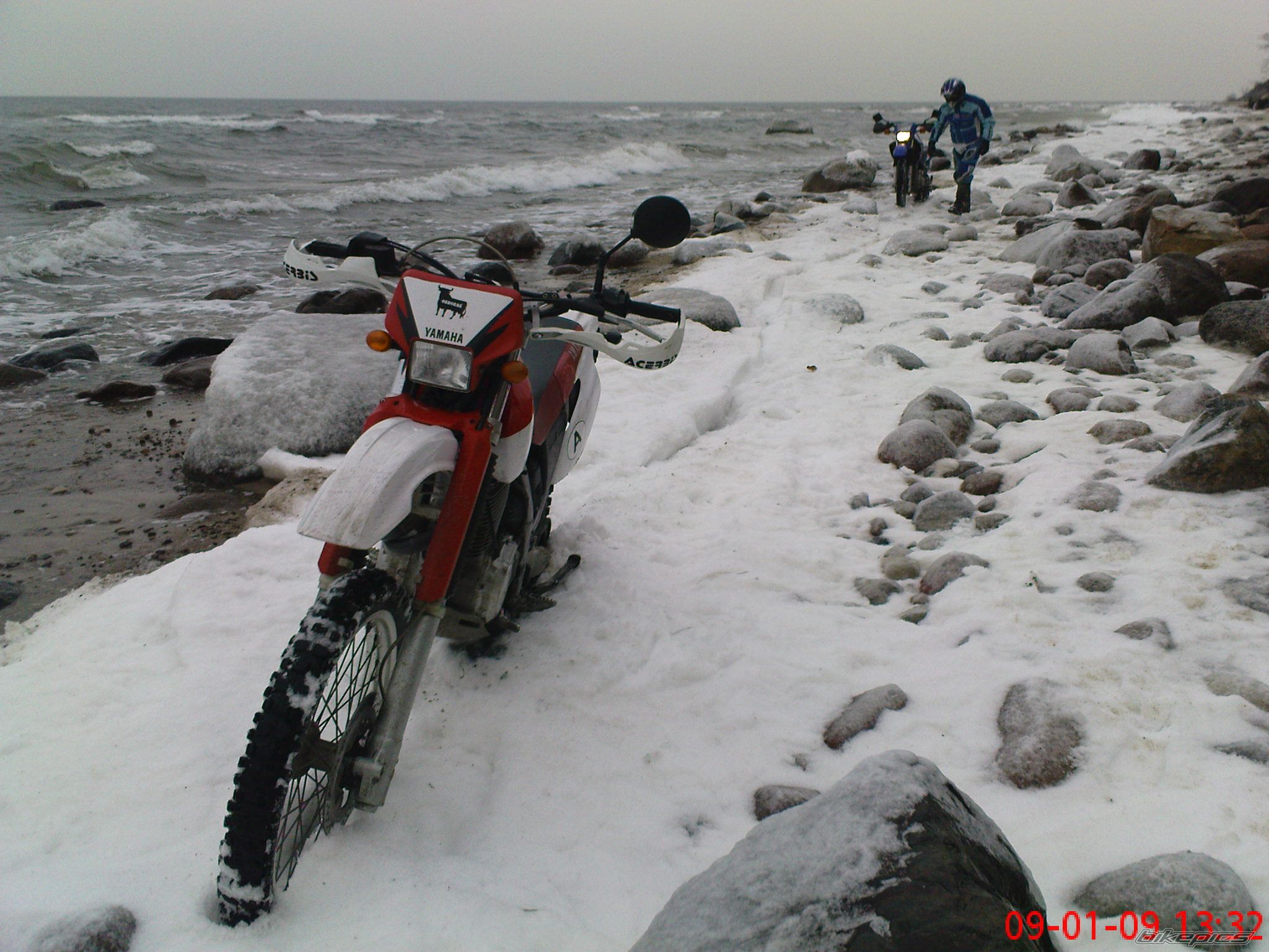 Photo 1535795