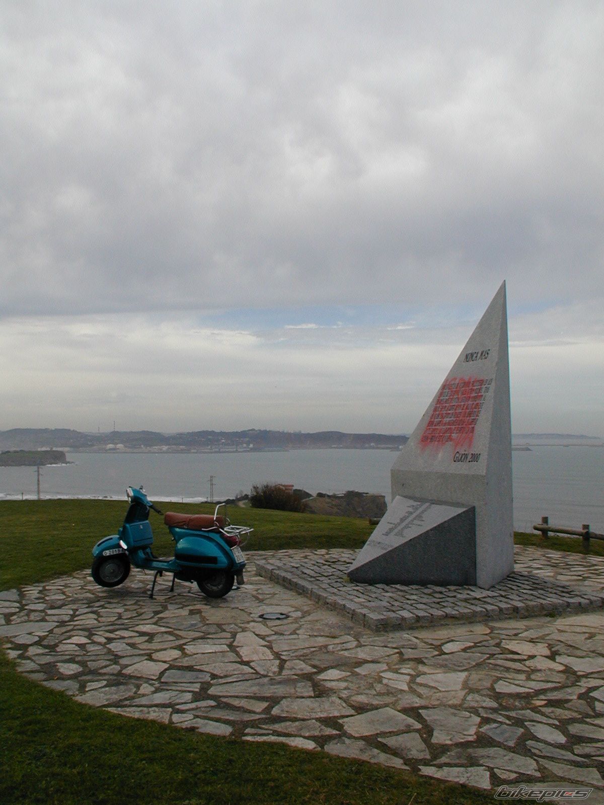 Photo 1542168