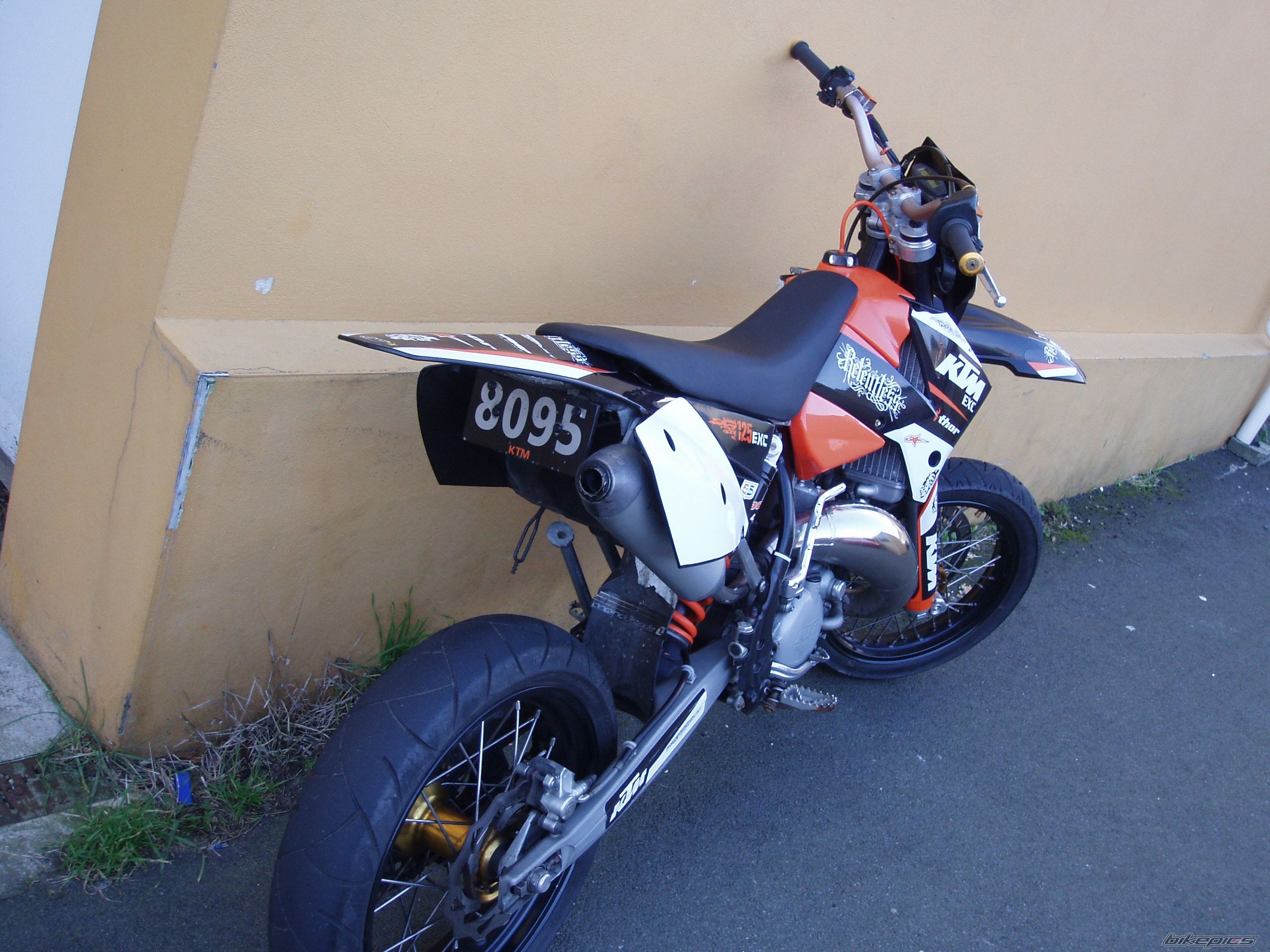 Photo 1547166