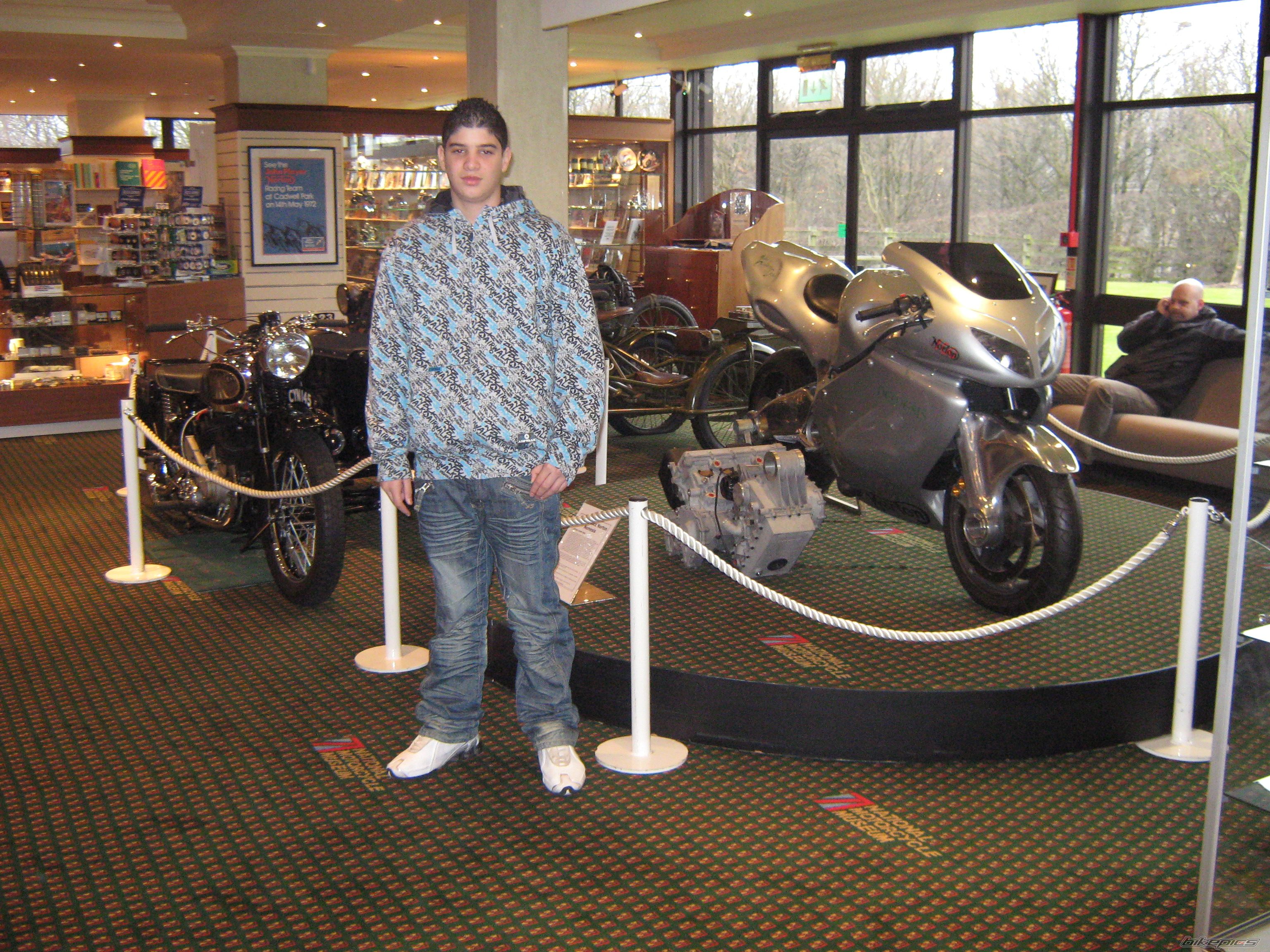 Bike Photo 1558473