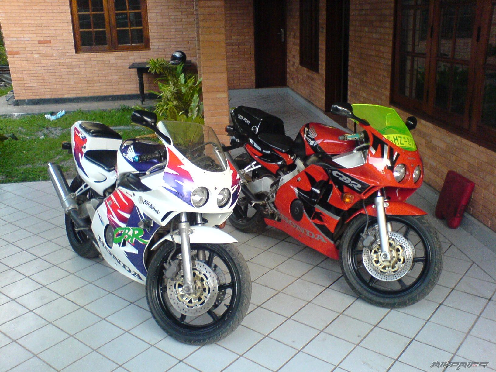 Photo 1558968