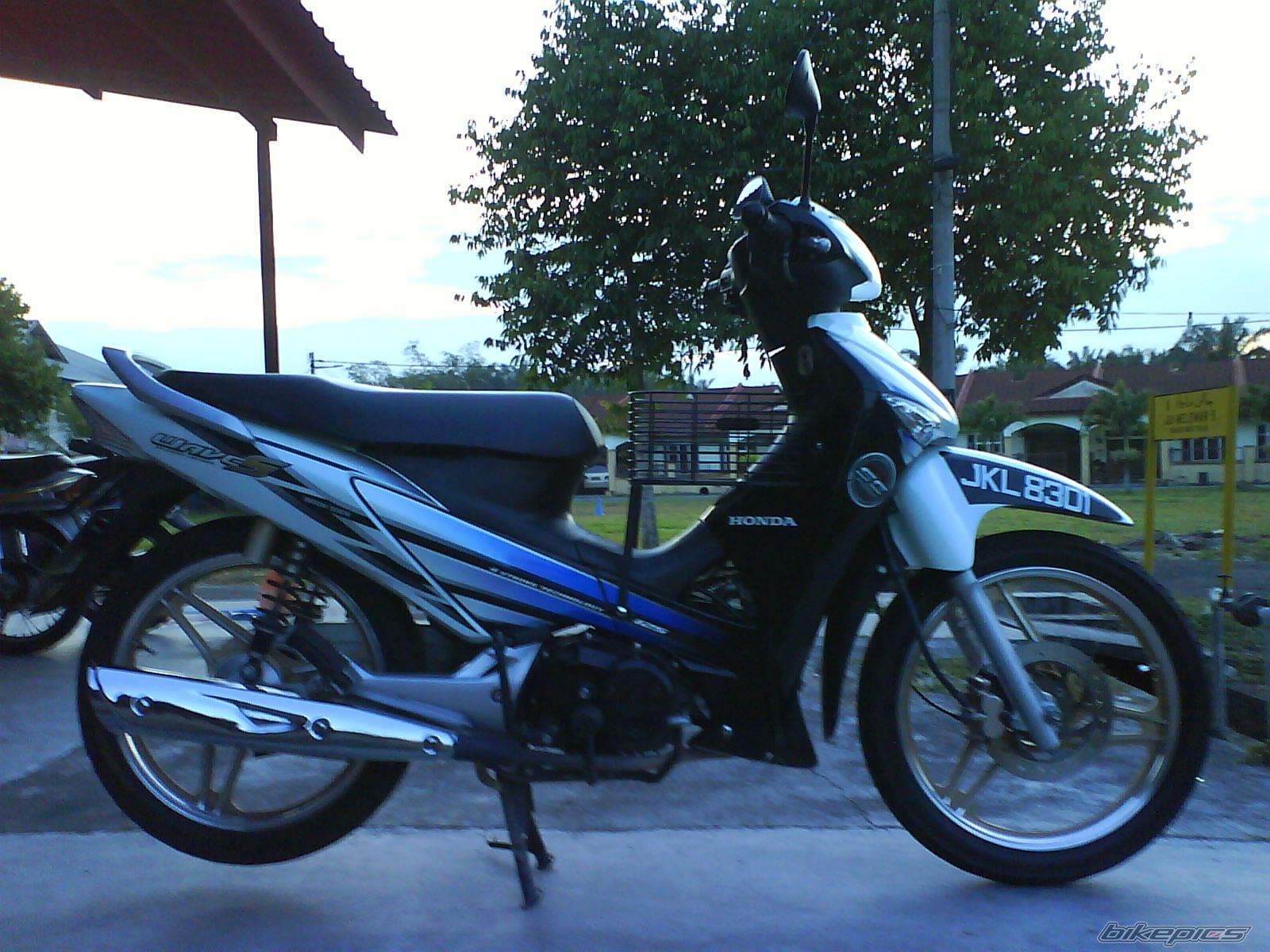 Bike Photo 1562207