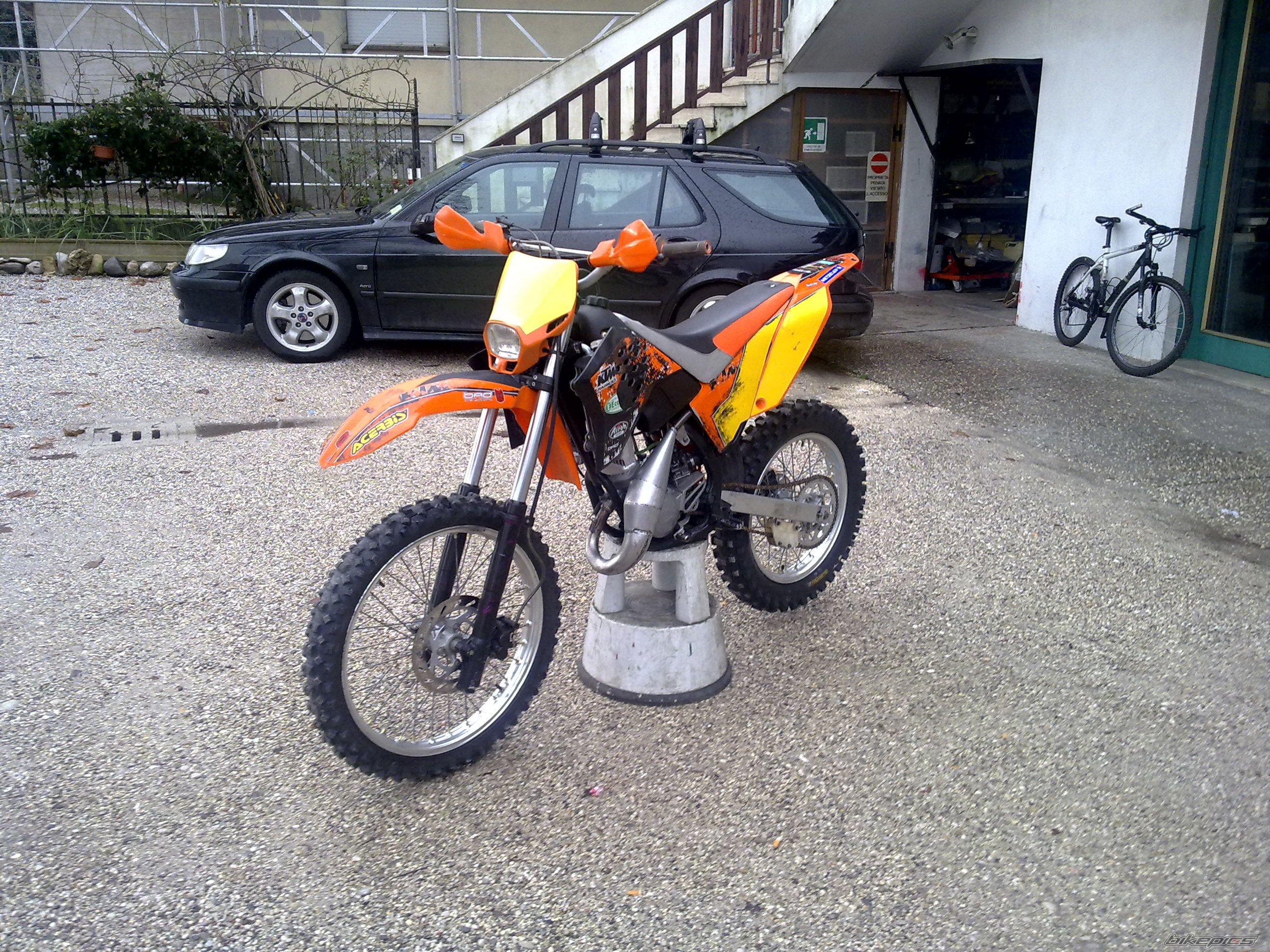 Photo 1564596