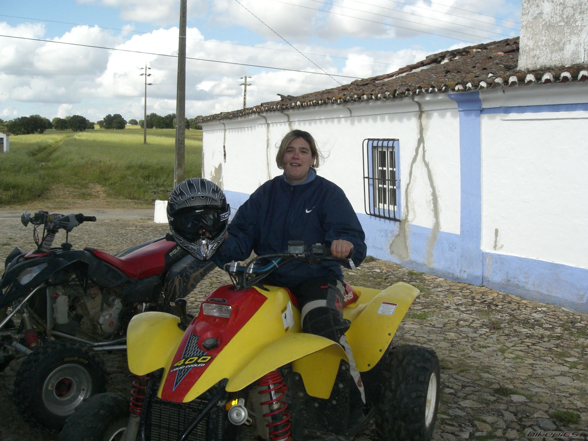 Photo 1571235