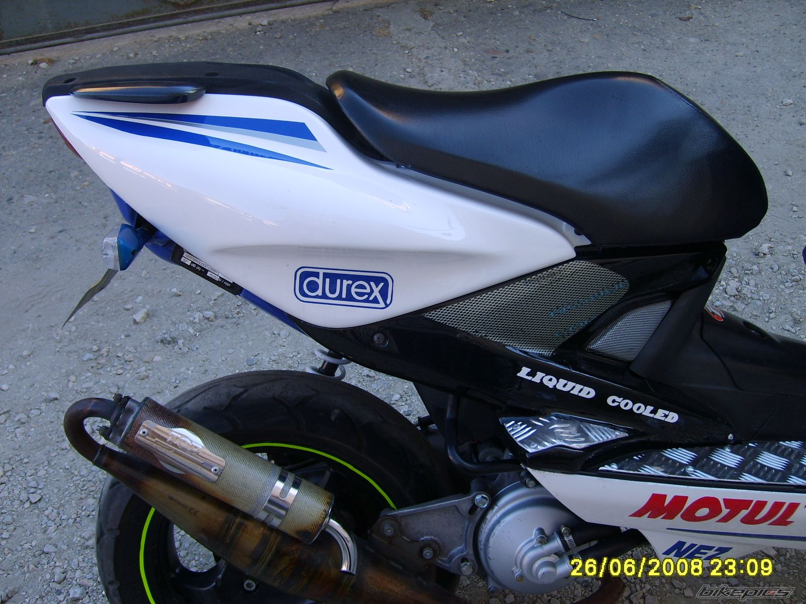 Photo 1582206