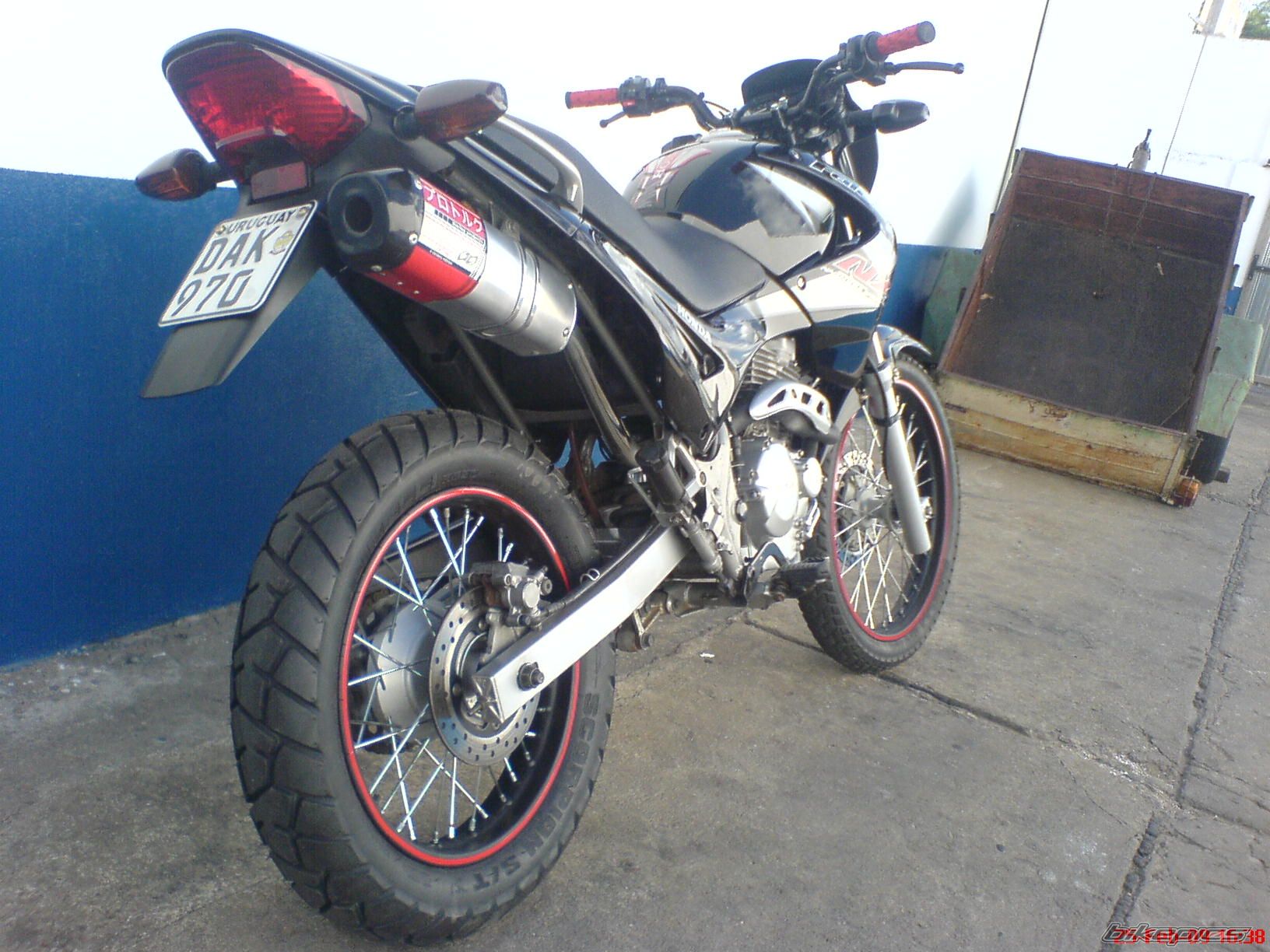 Photo 1582841