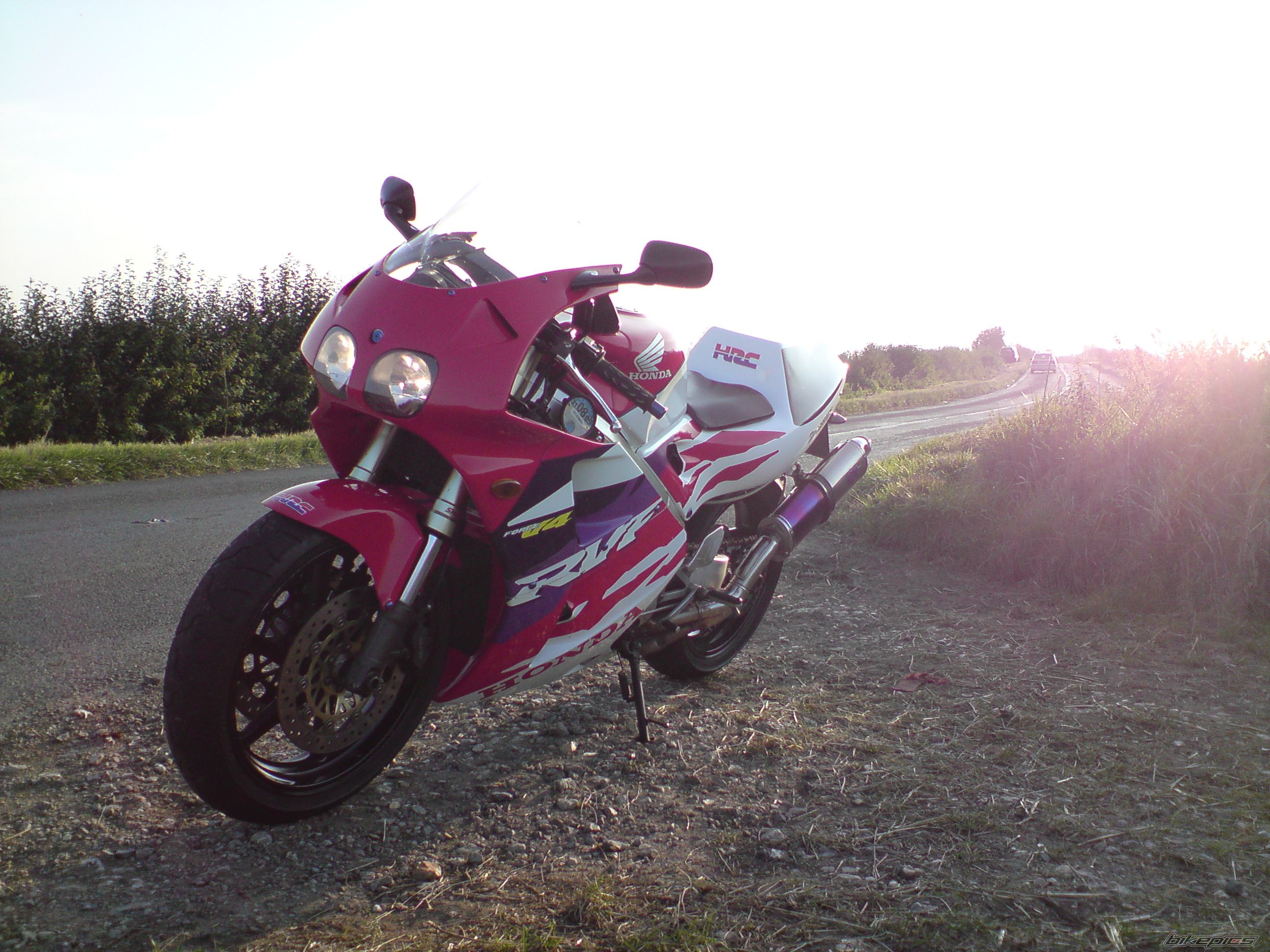 Photo 1583636