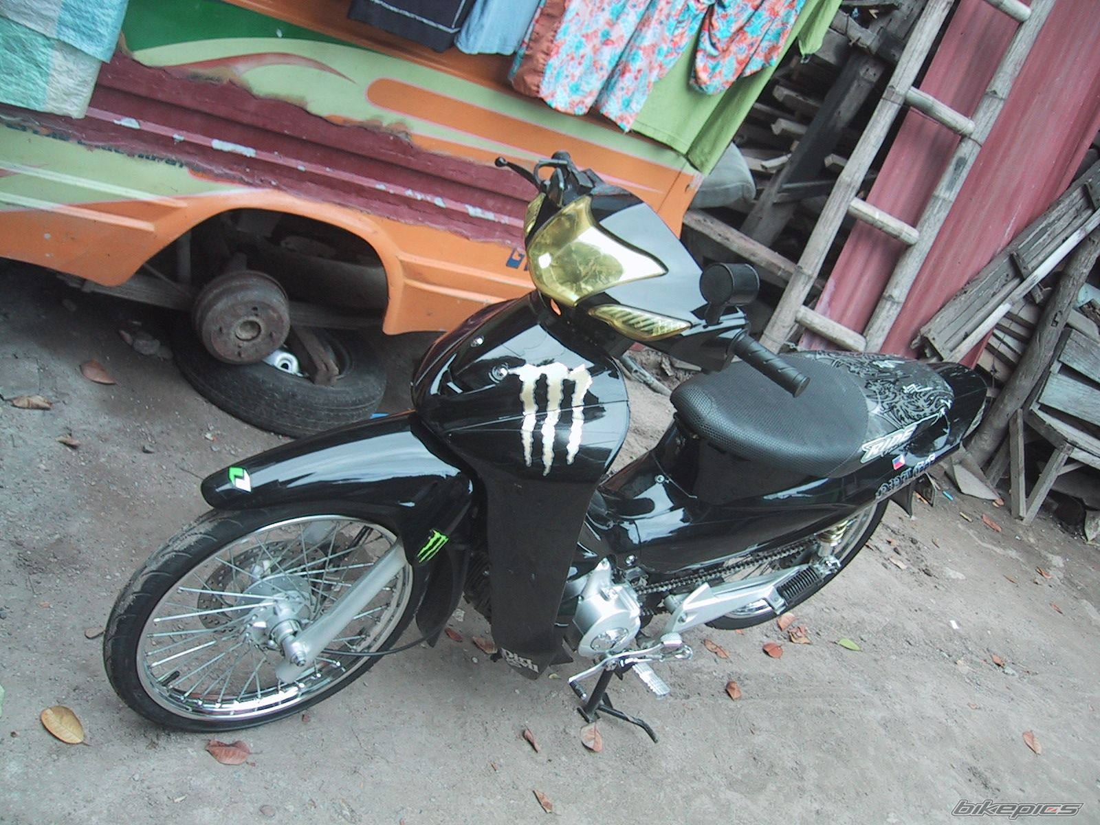 Photo 1583894