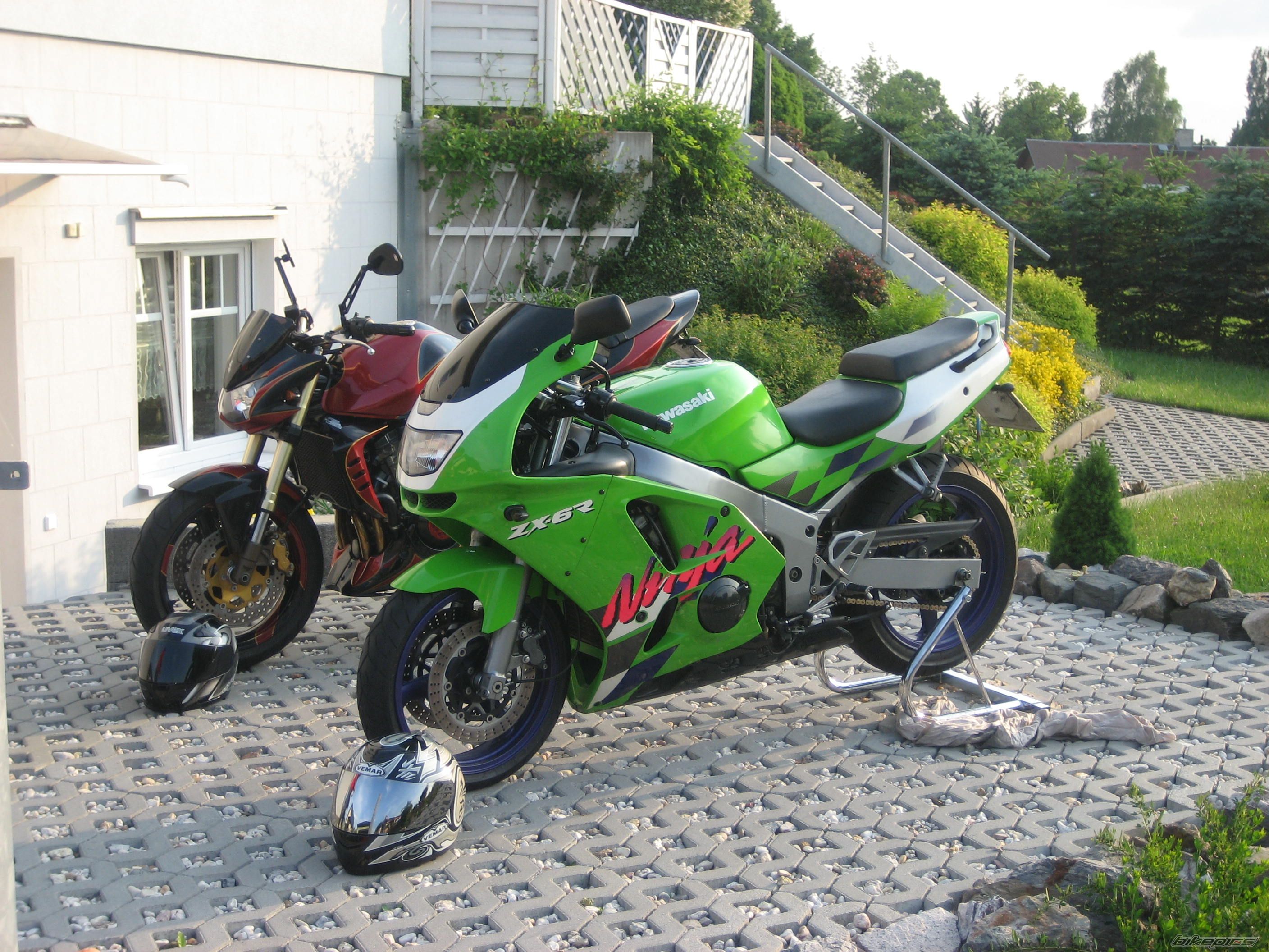 Photo 1584387