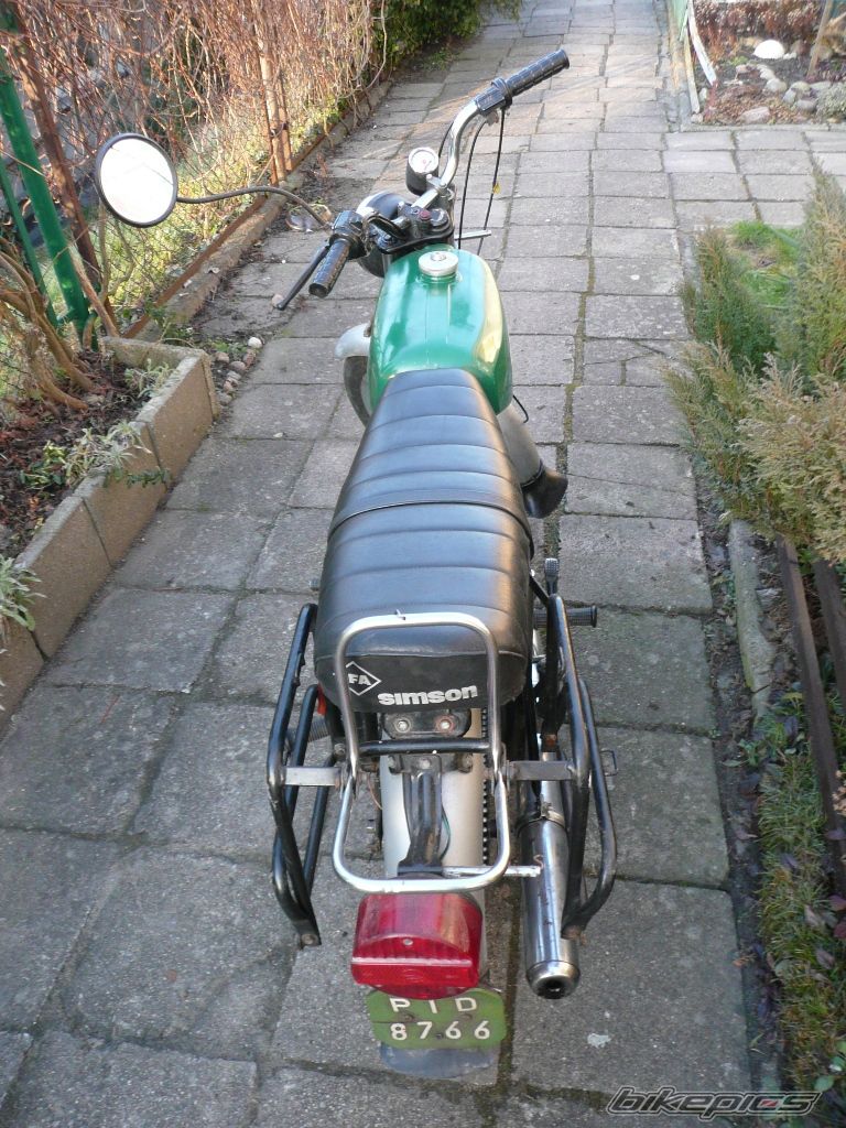 Photo 1585708