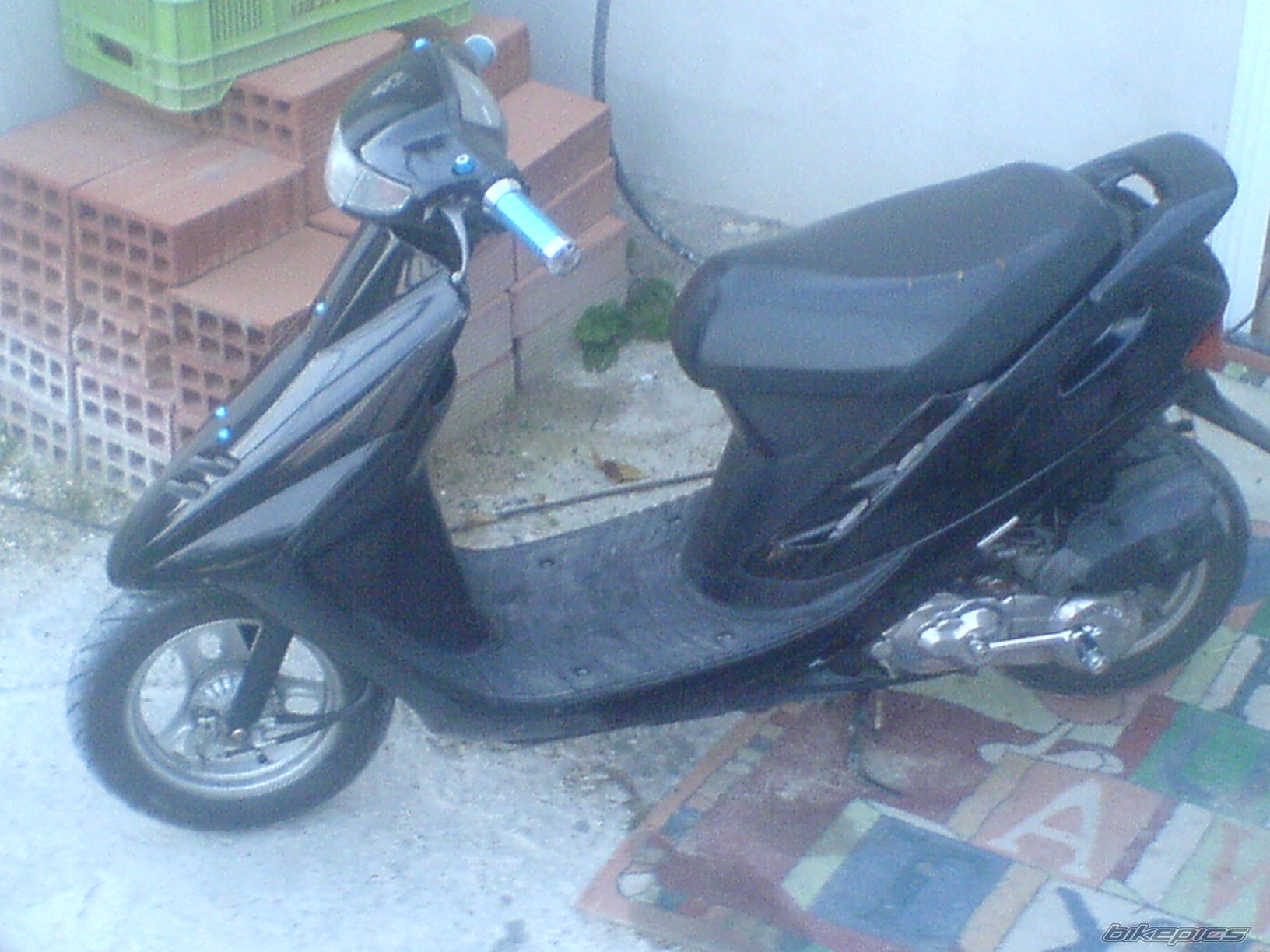 Photo 1587149
