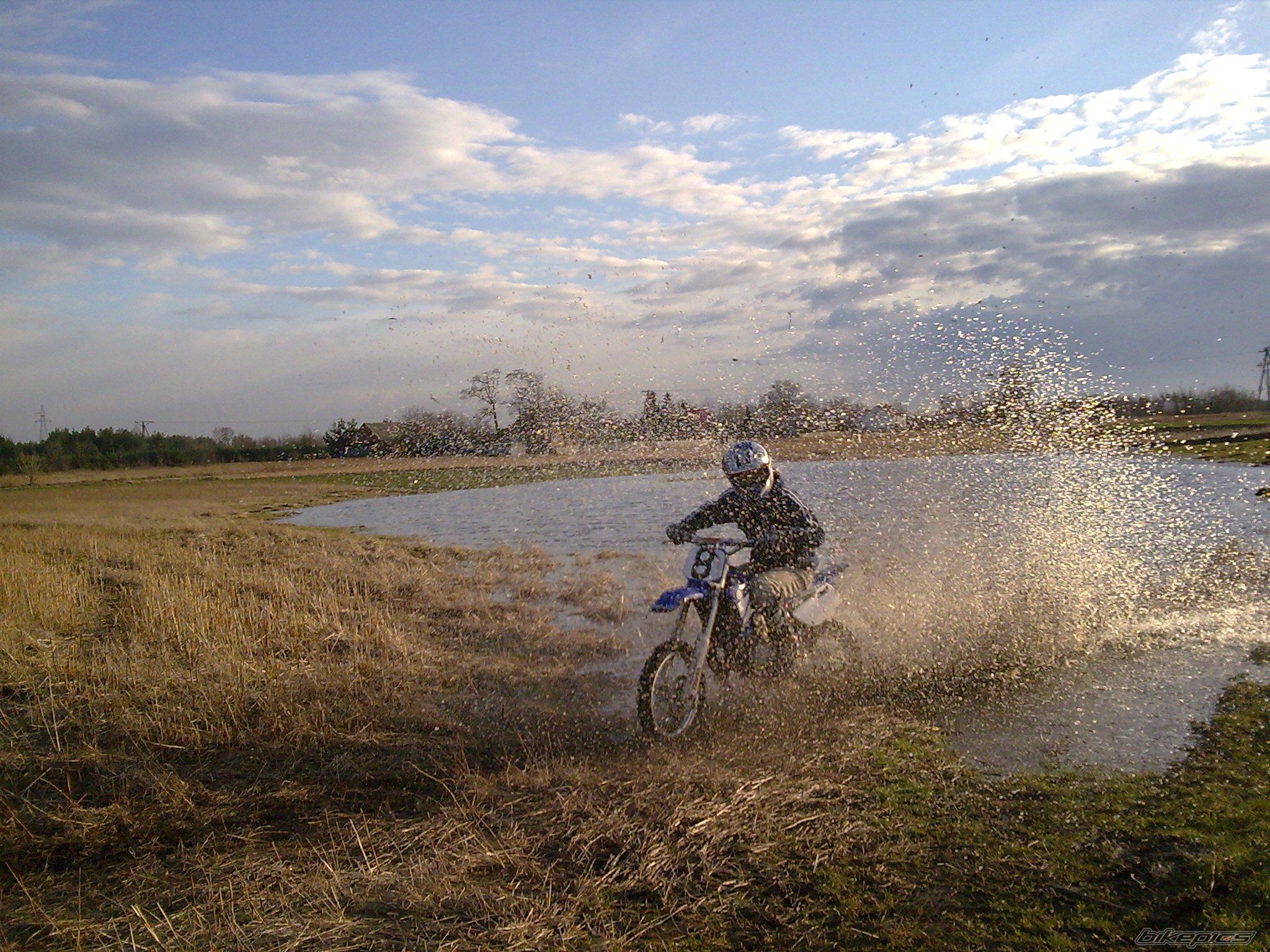 Bike Photo 1595909