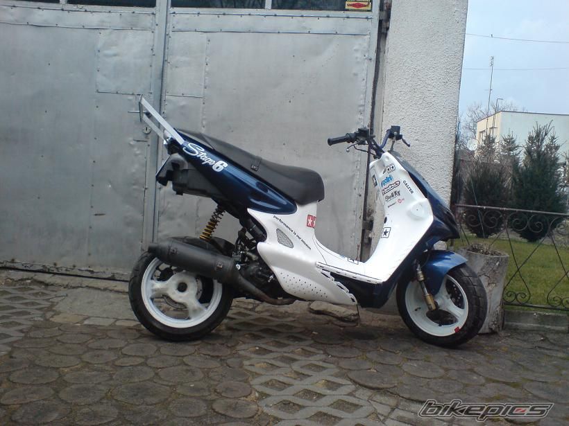 Photo 1596544