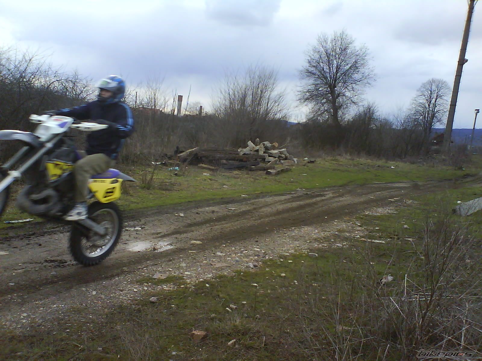 Photo 1596708