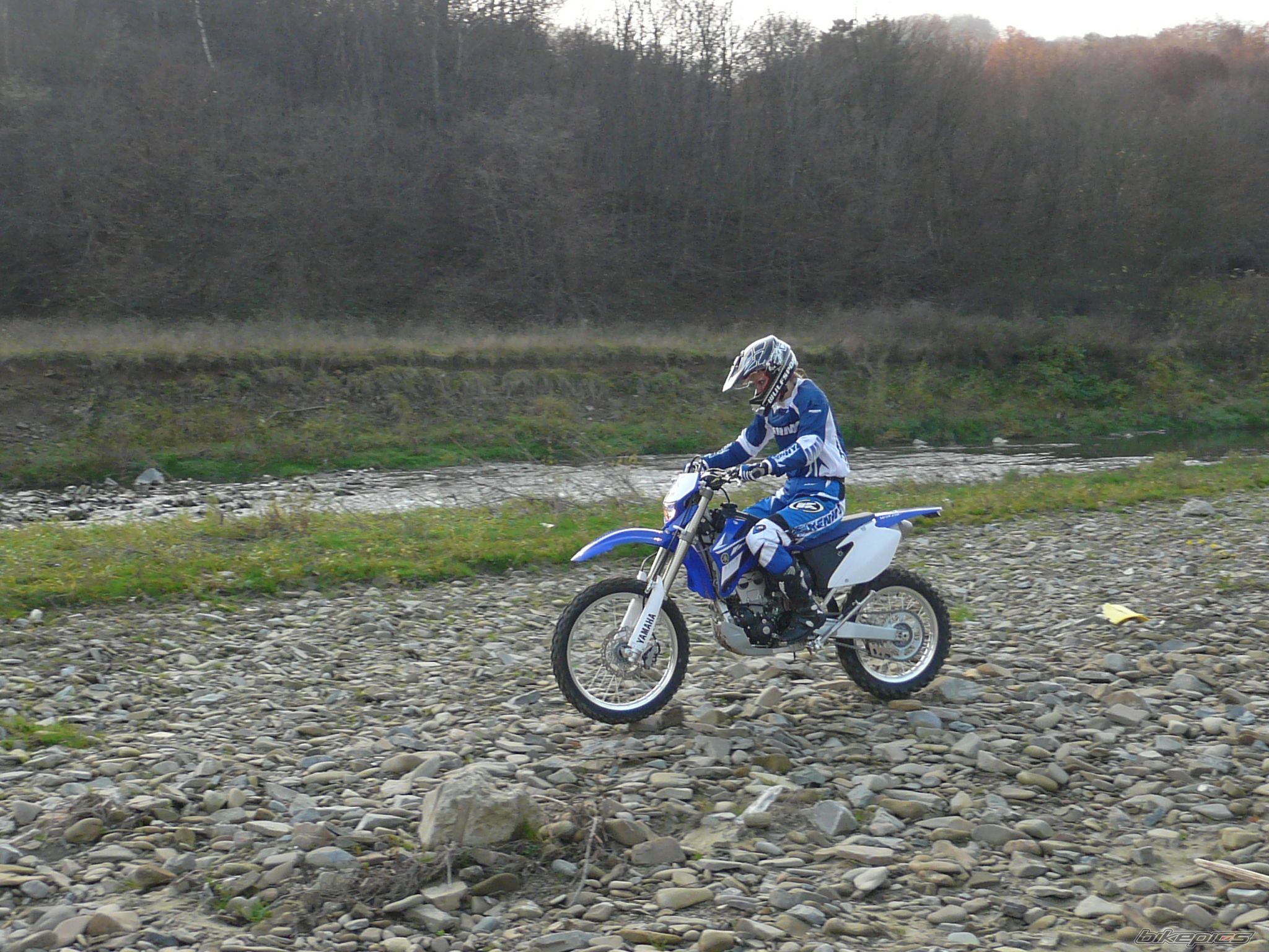 Photo 1597687