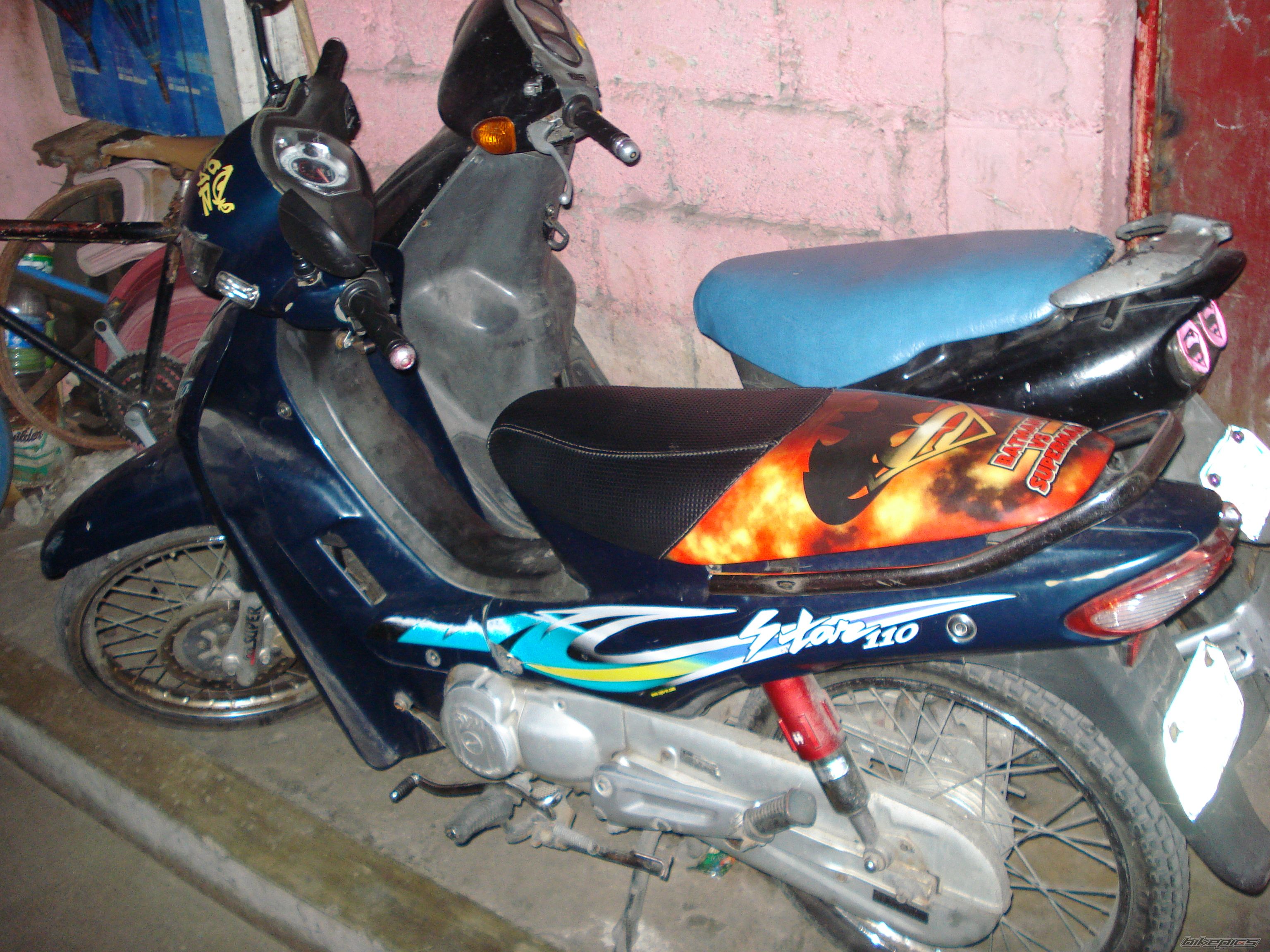 Photo 1598688
