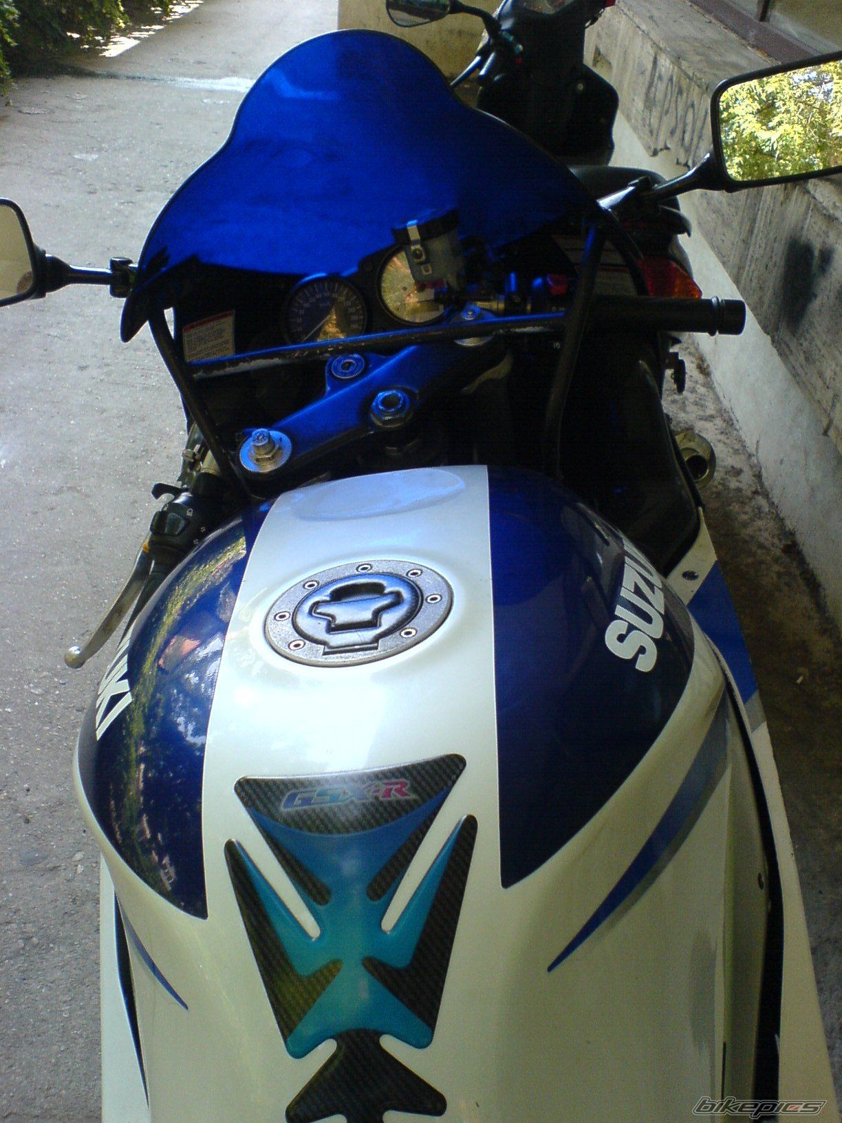 Photo 1599830