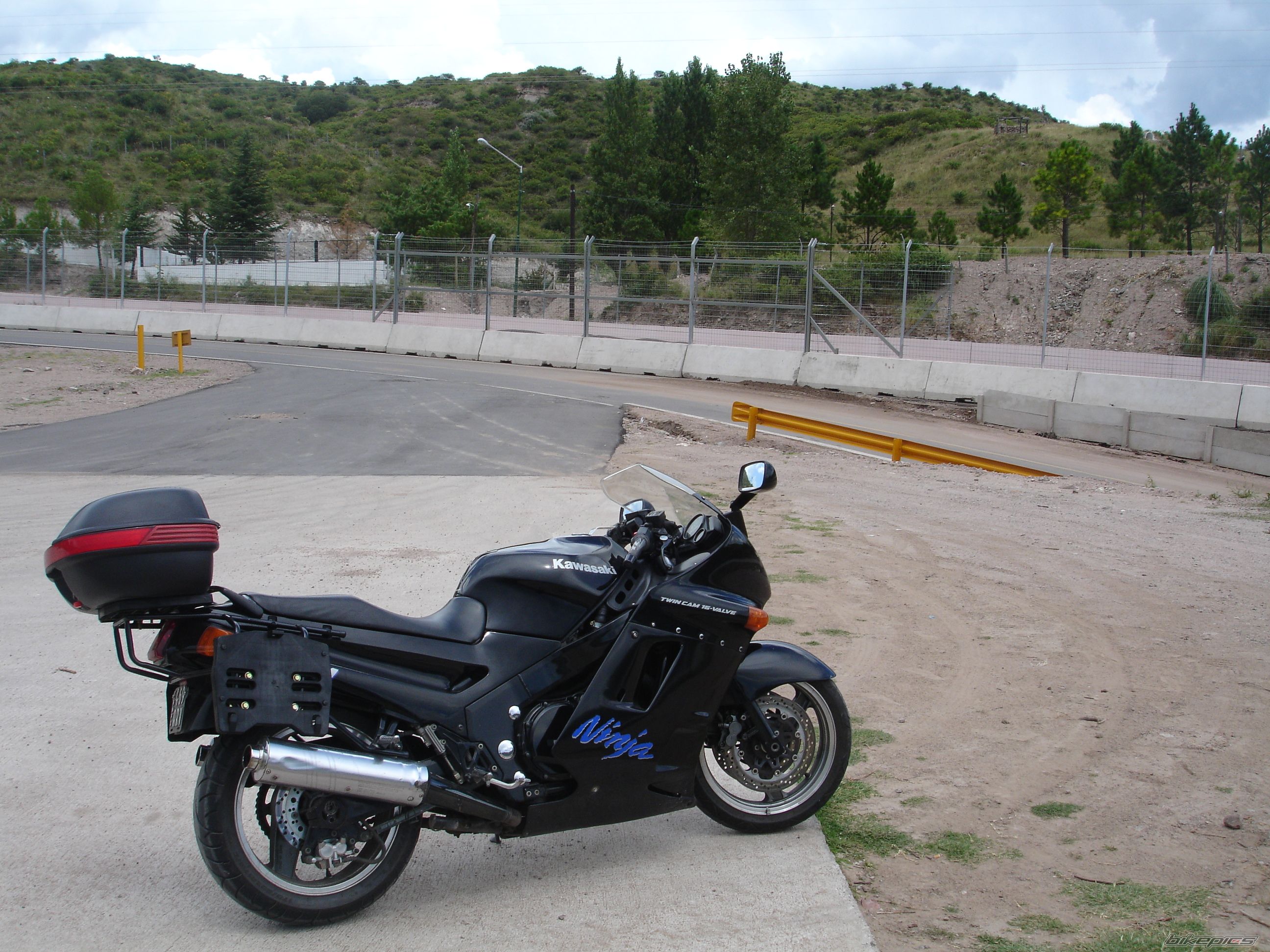 Bike Photo 1613841