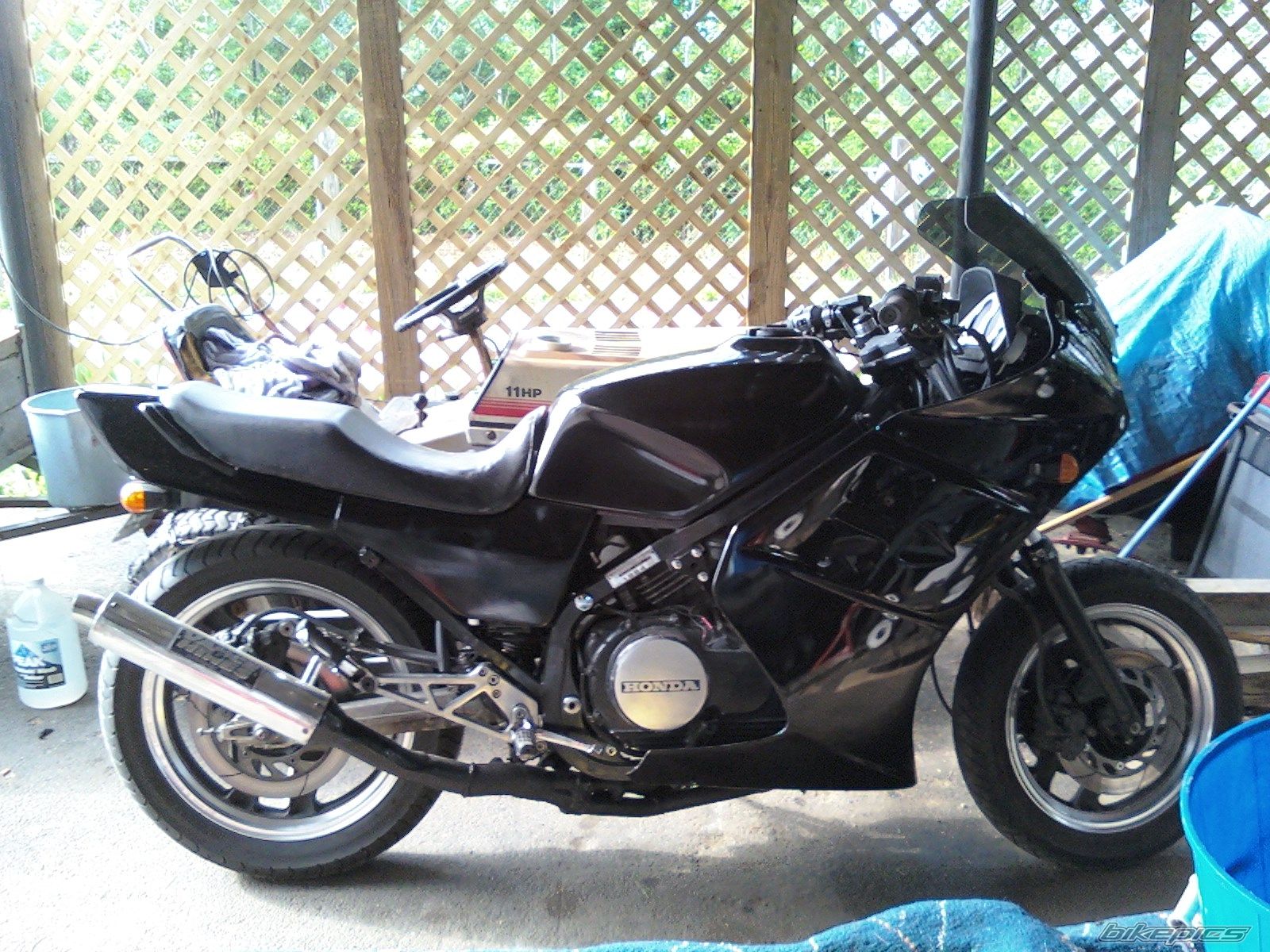Photo 1618815
