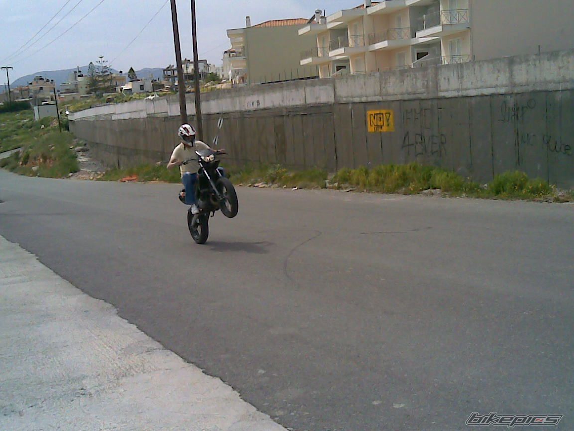Photo 1621403