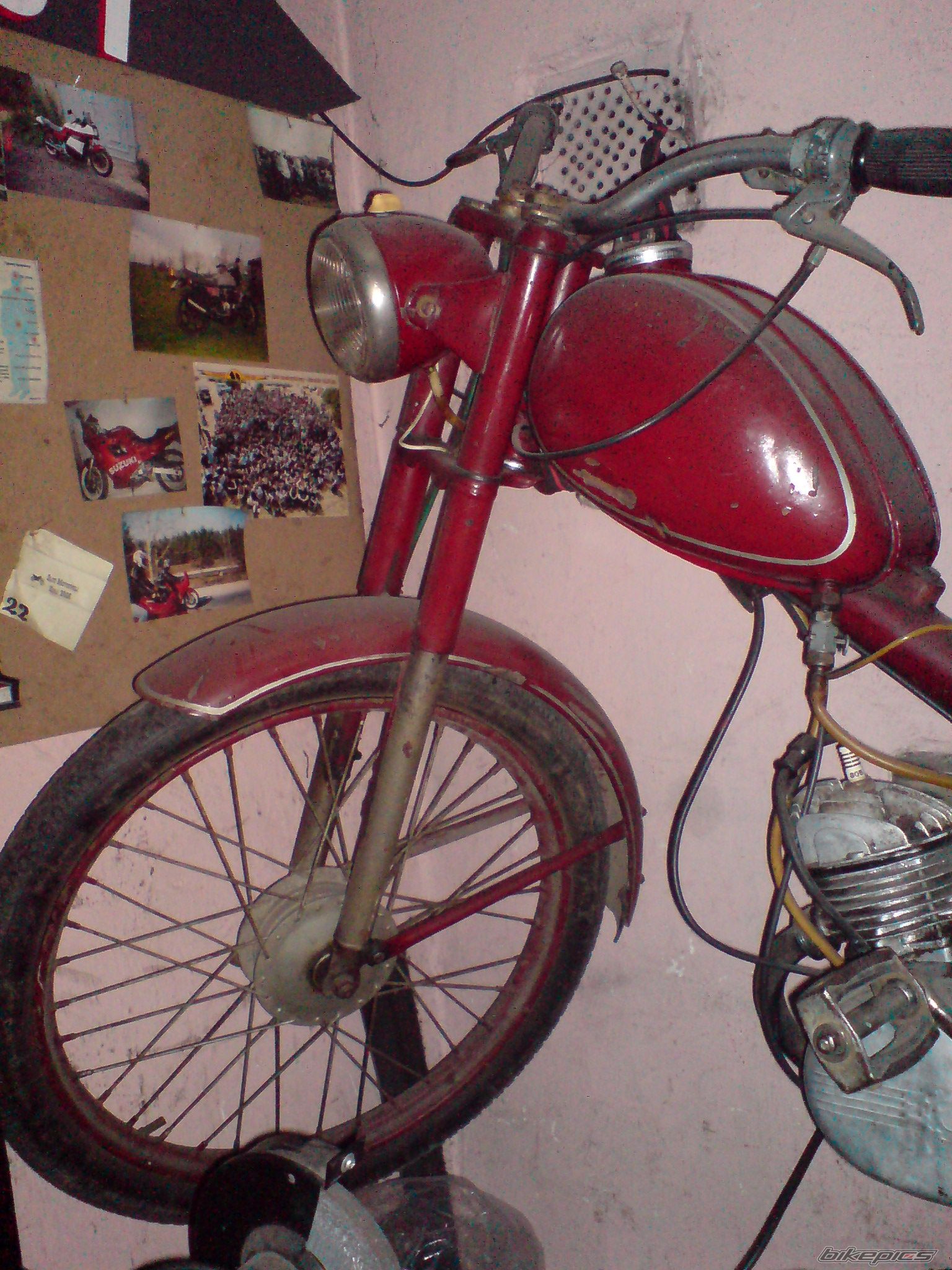 Photo 1628218
