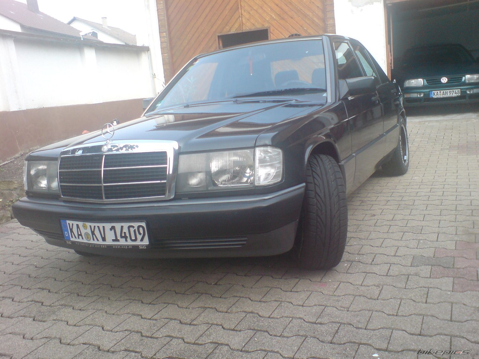 Photo 1628396