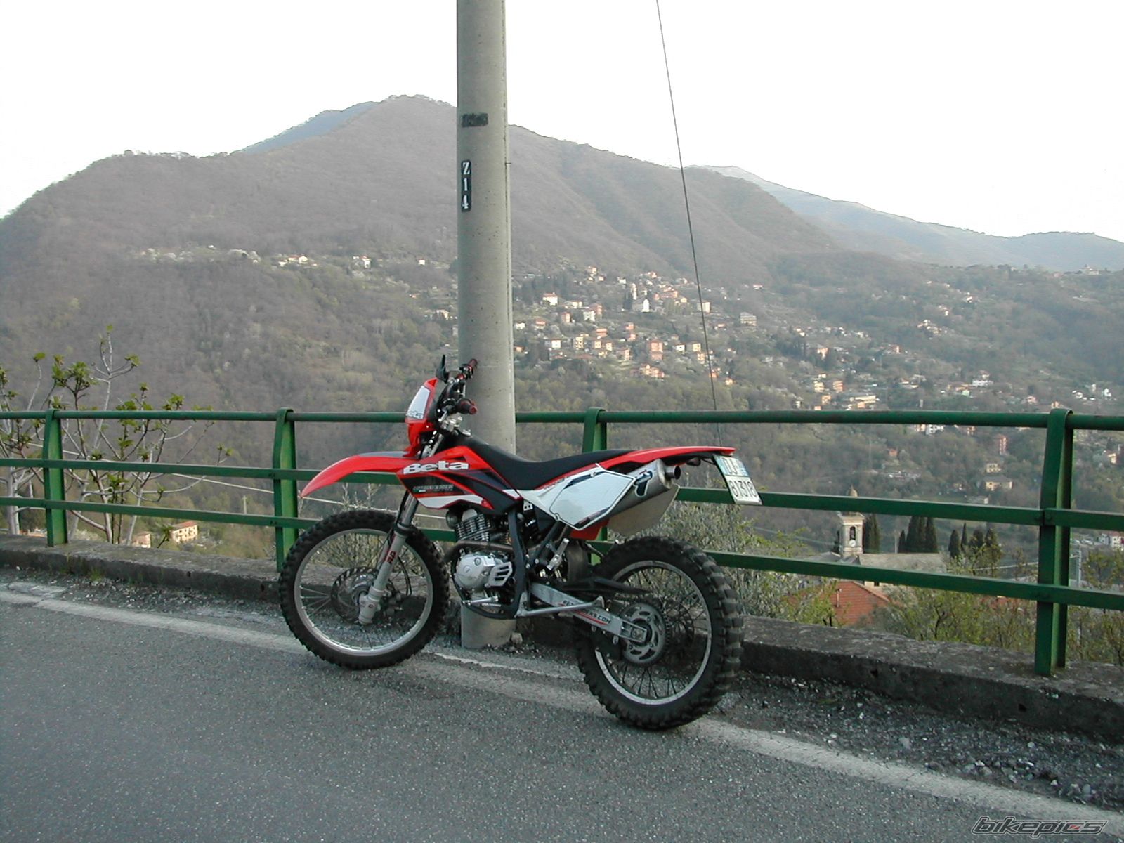 Photo 1632543