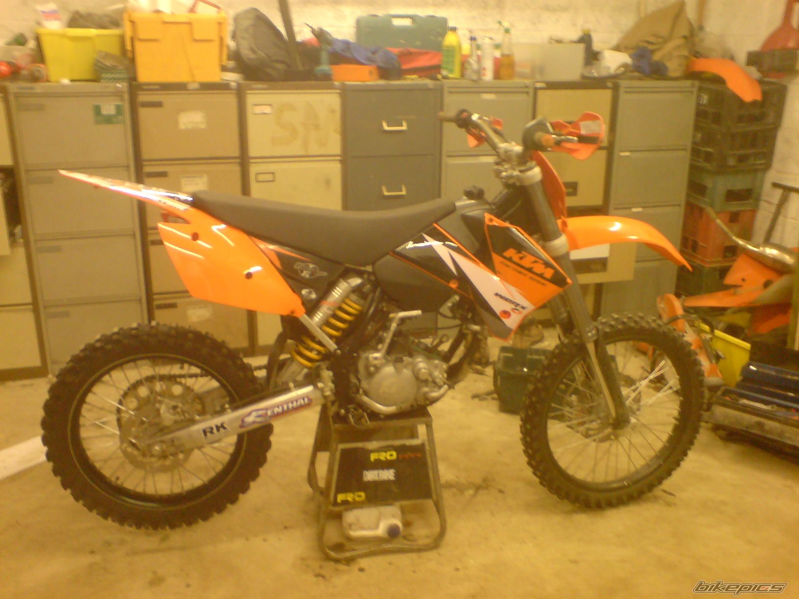 Photo 1633058