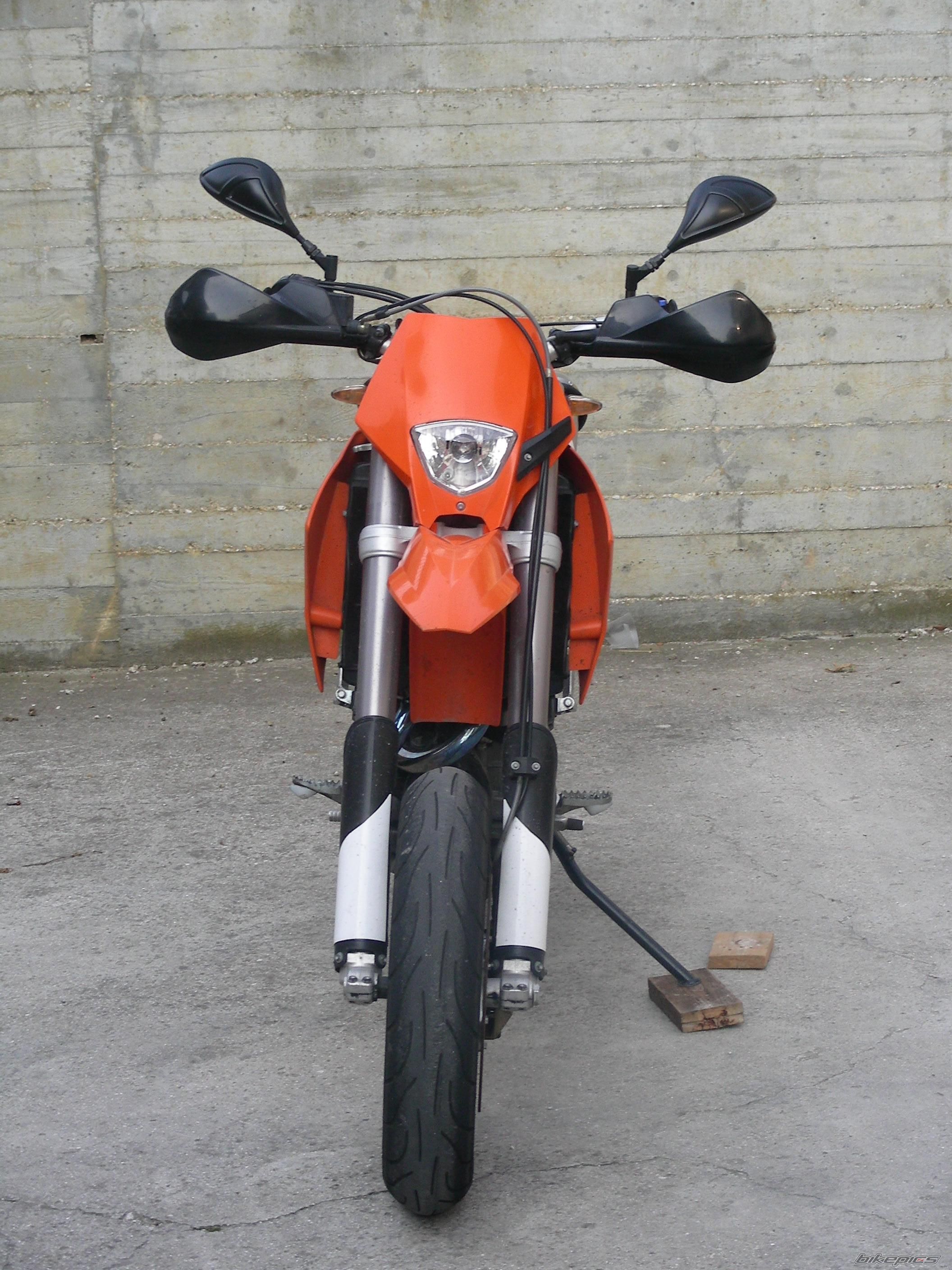 Photo 1633408